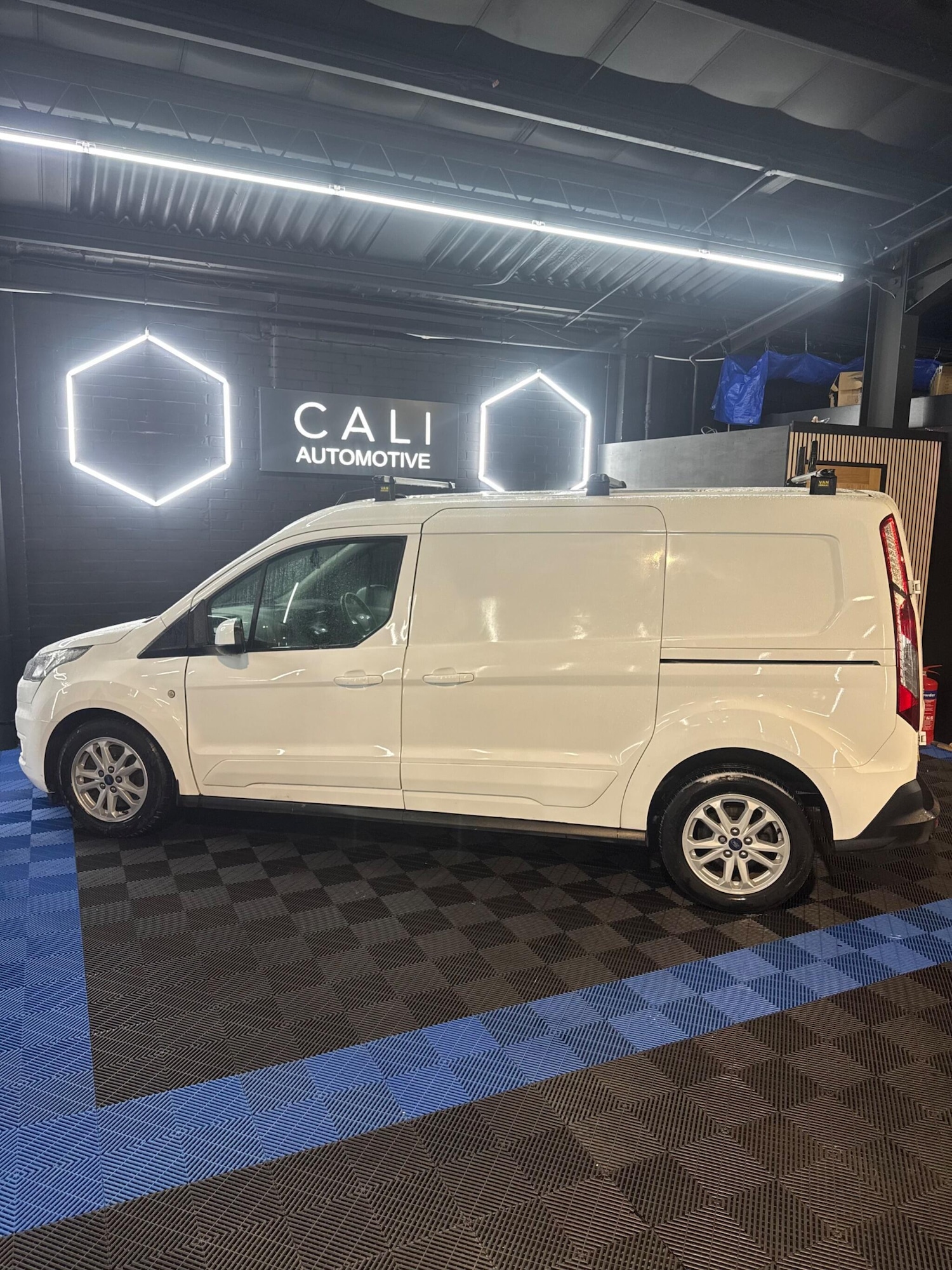 Used Ford Transit Connect 2019 for sale - 77400797: Photo 11