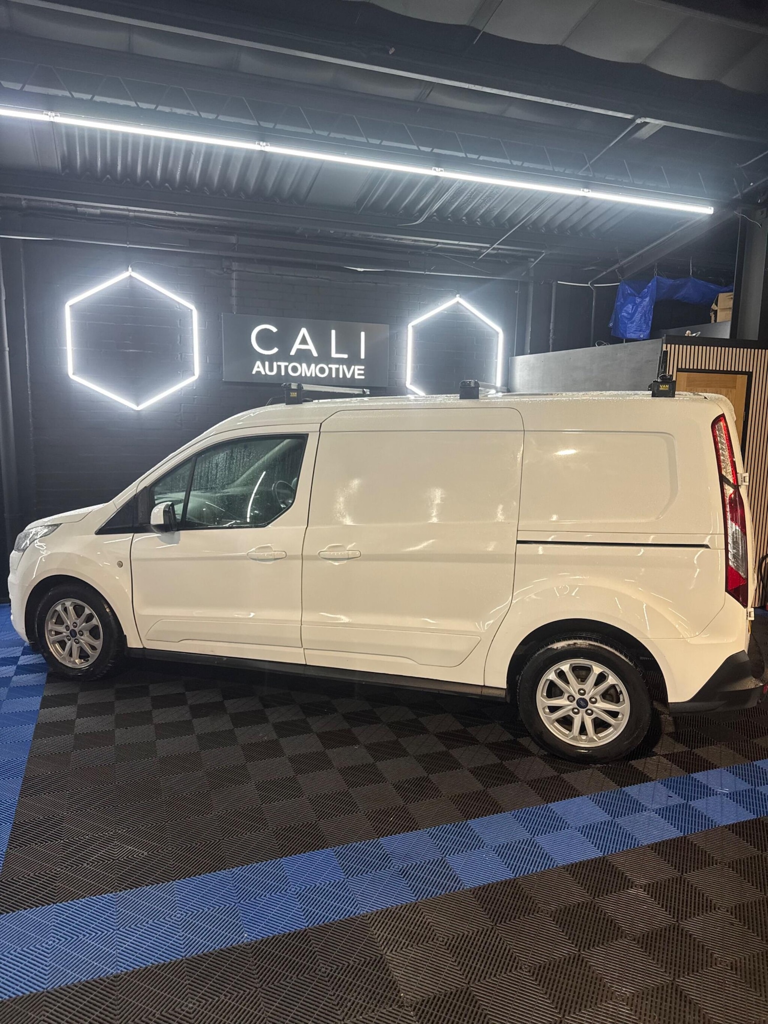 Used Ford Transit Connect 2019 for sale - 77400797: Photo 12