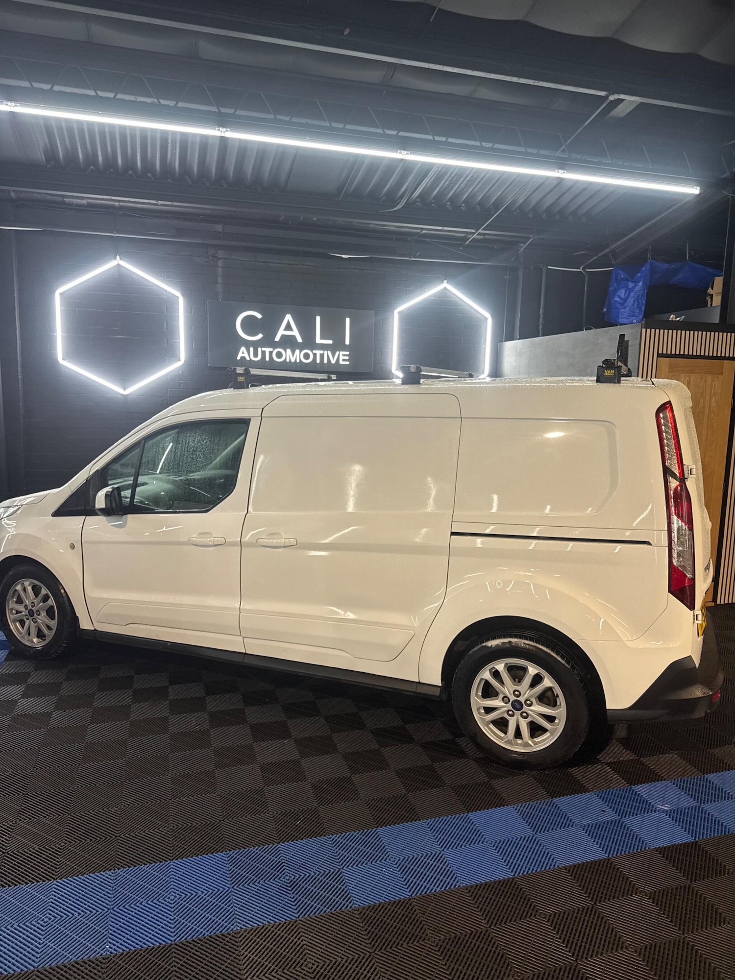 Used Ford Transit Connect 2019 for sale - 77400797: Photo 13
