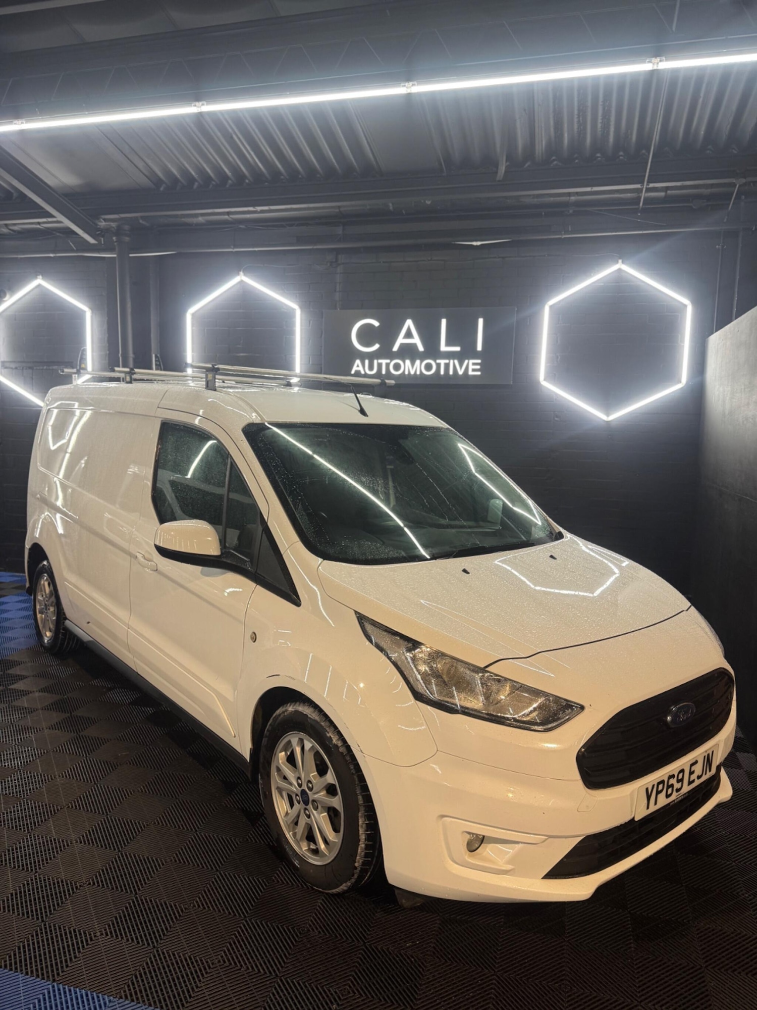 Used Ford Transit Connect 2019 for sale - 77400797: Photo 8