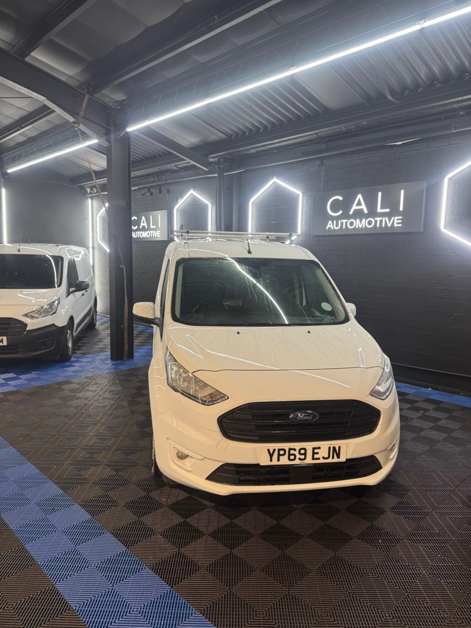 Used Ford Transit Connect 2019 for sale - 77400797: Photo 9