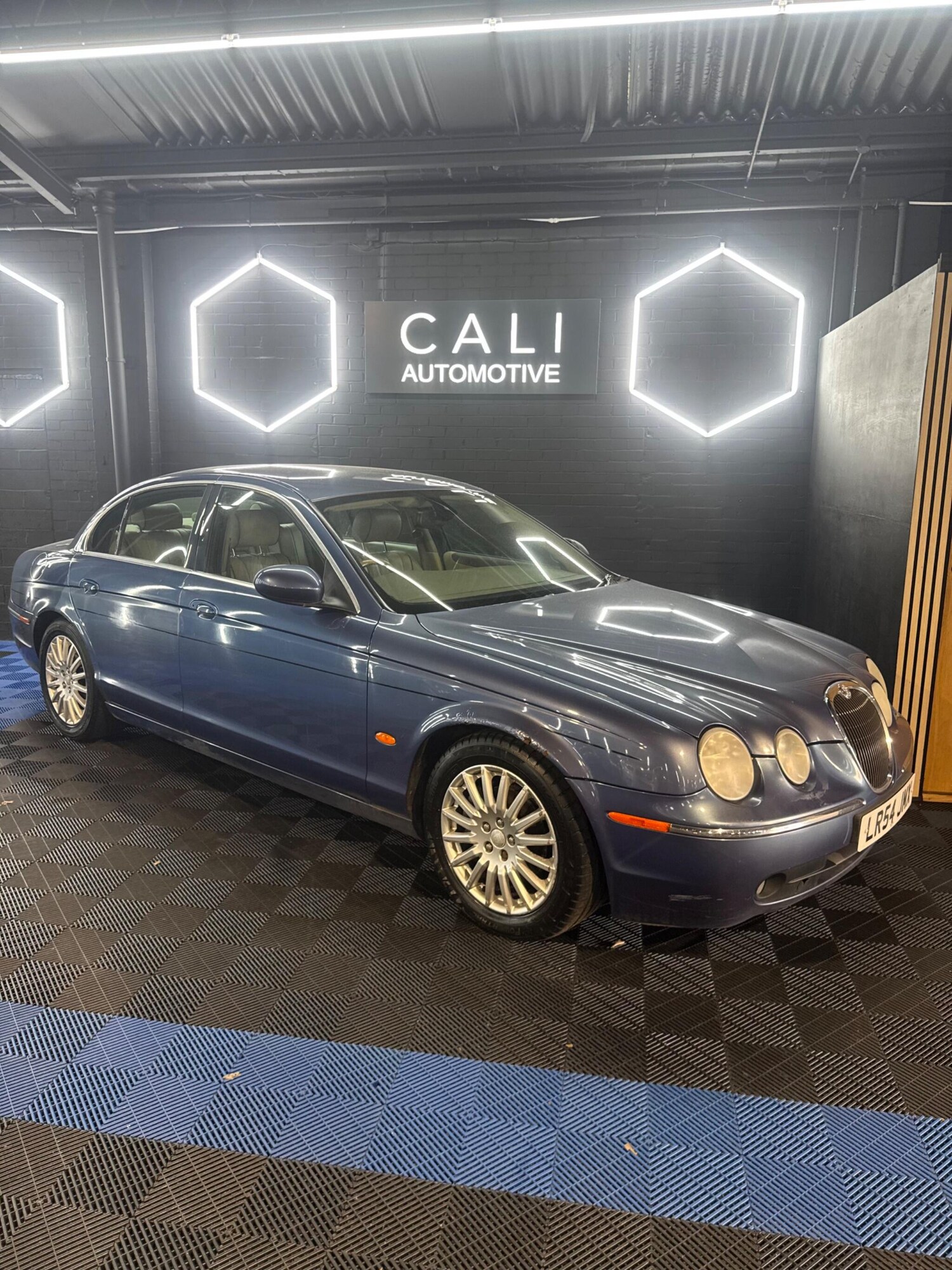 Used Jaguar S-Type for sale - 78141465: Photo 2