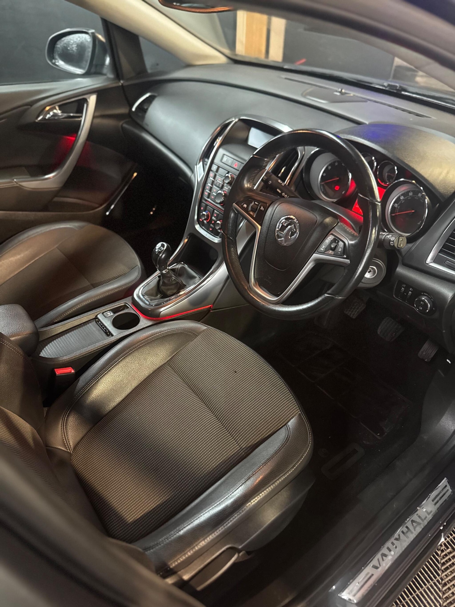 Used Vauxhall Astra 2010 for sale - 77538034: Photo 14