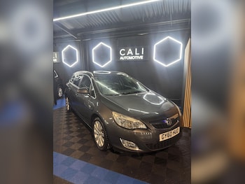 2010 (60) - 1.6i 16V SE 5dr