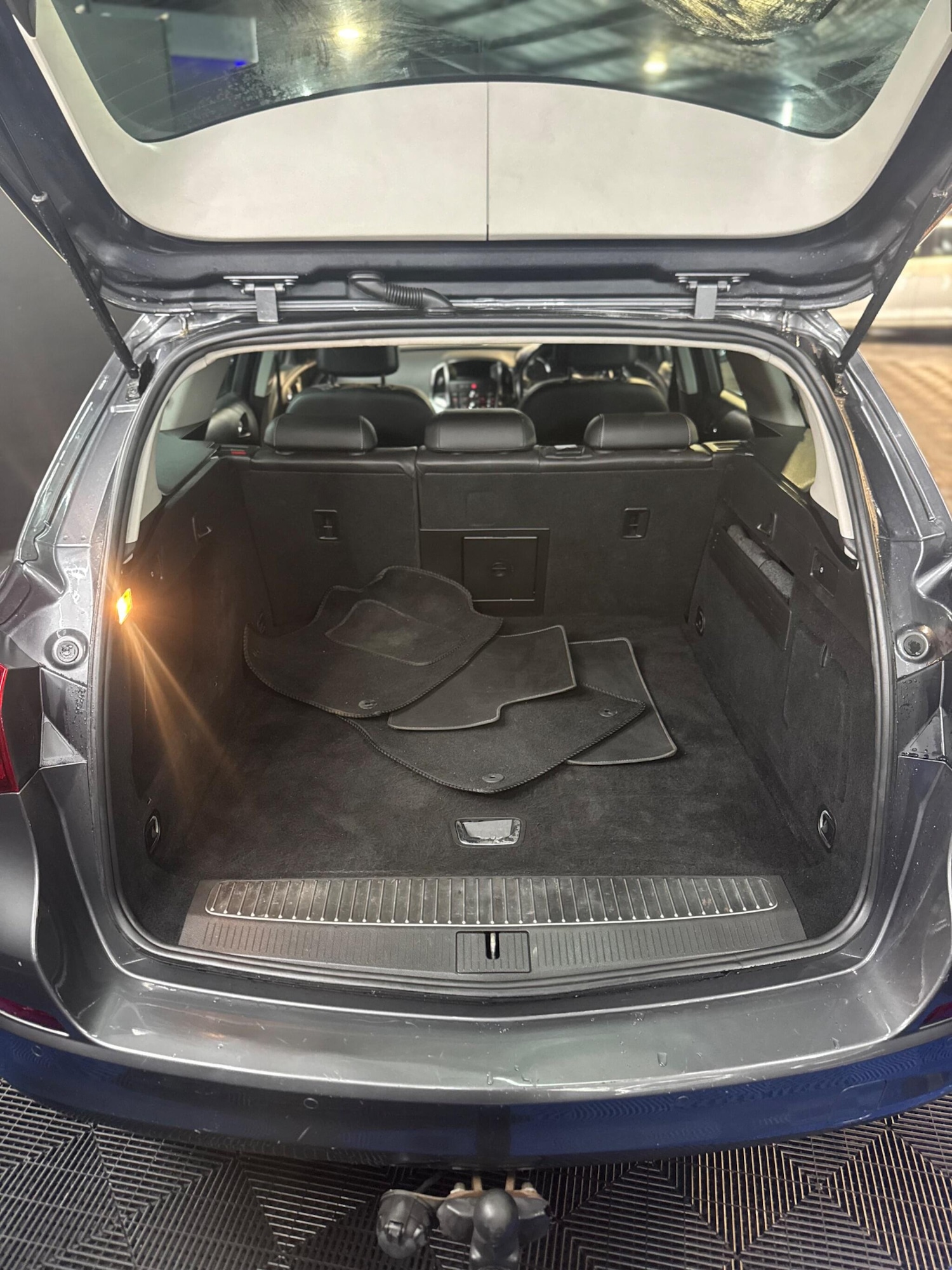 Used Vauxhall Astra 2010 for sale - 77538034: Photo 27