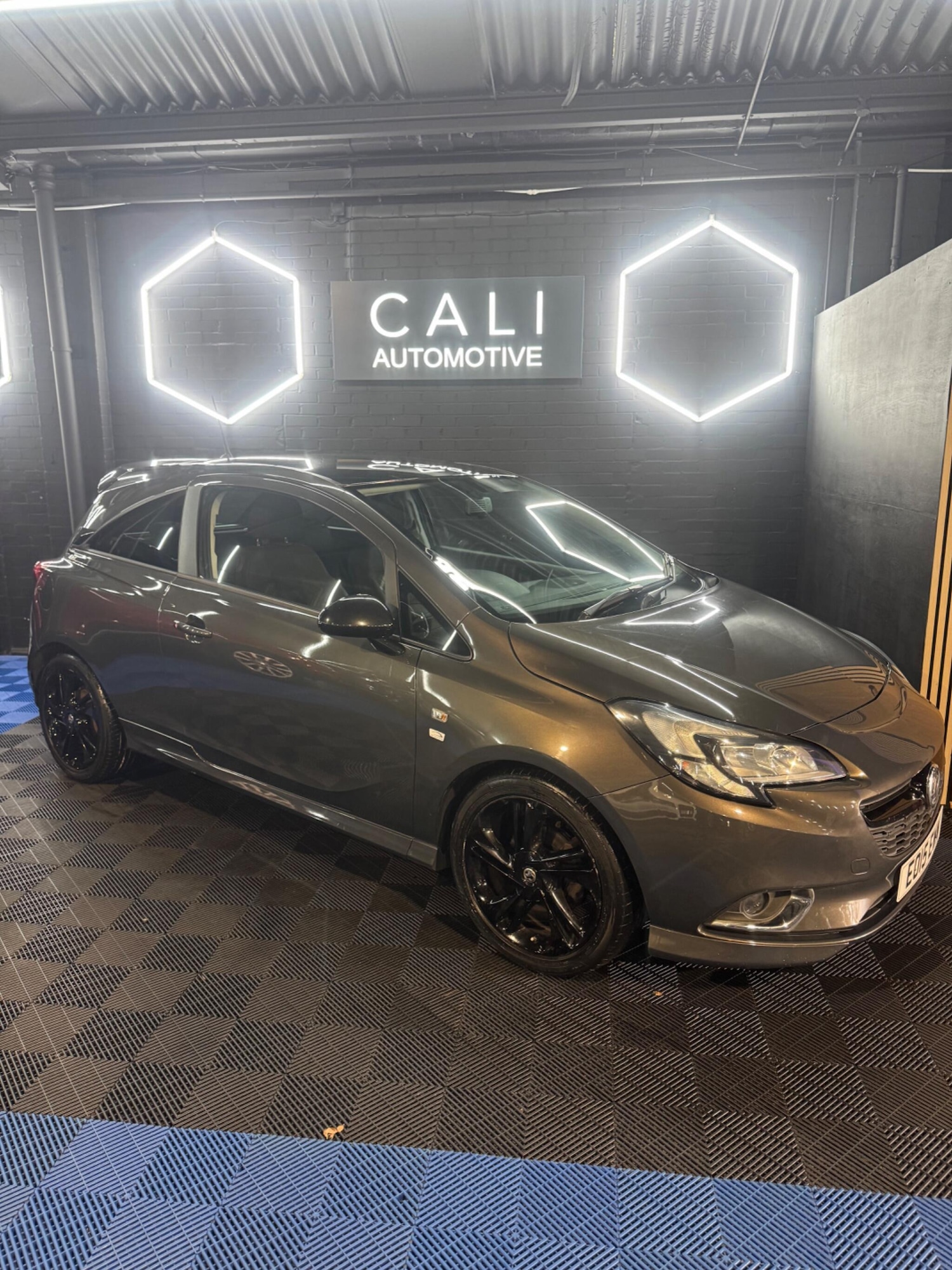 Used Vauxhall Corsa for sale - 77824530: Photo 2