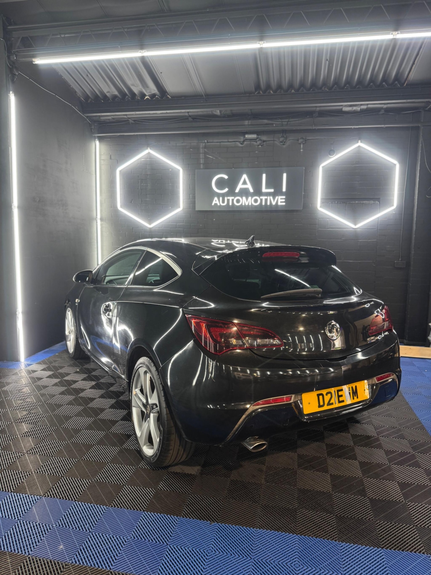 Used Vauxhall Astra GTC 2014 for sale - 76886227: Photo 4