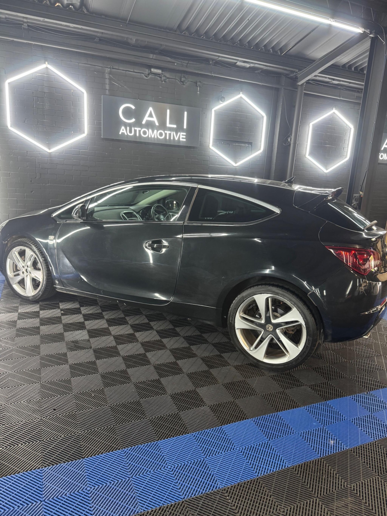 Used Vauxhall Astra GTC 2014 for sale - 76886227: Photo 41