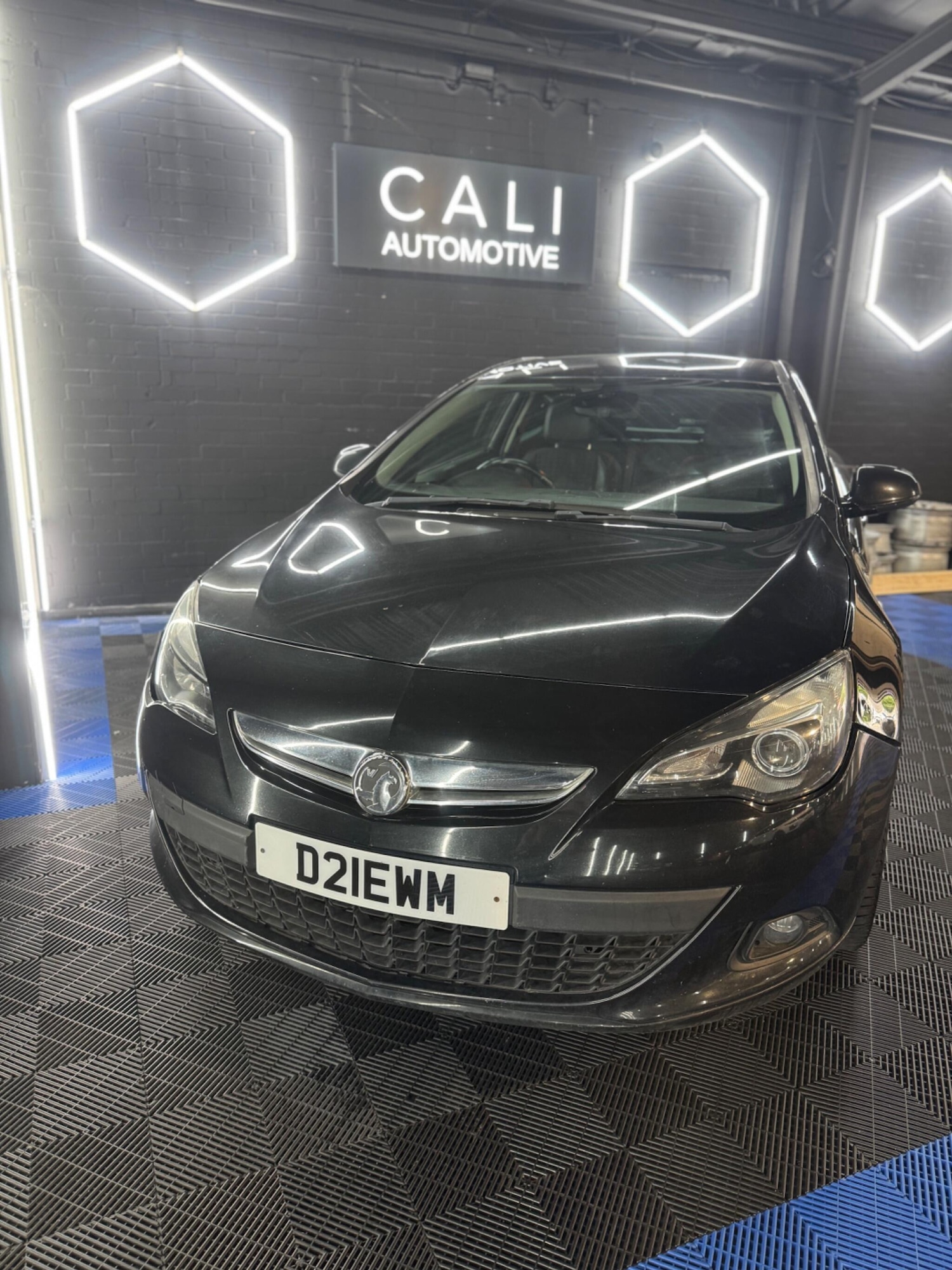 Used Vauxhall Astra GTC 2014 for sale - 76886227: Photo 6