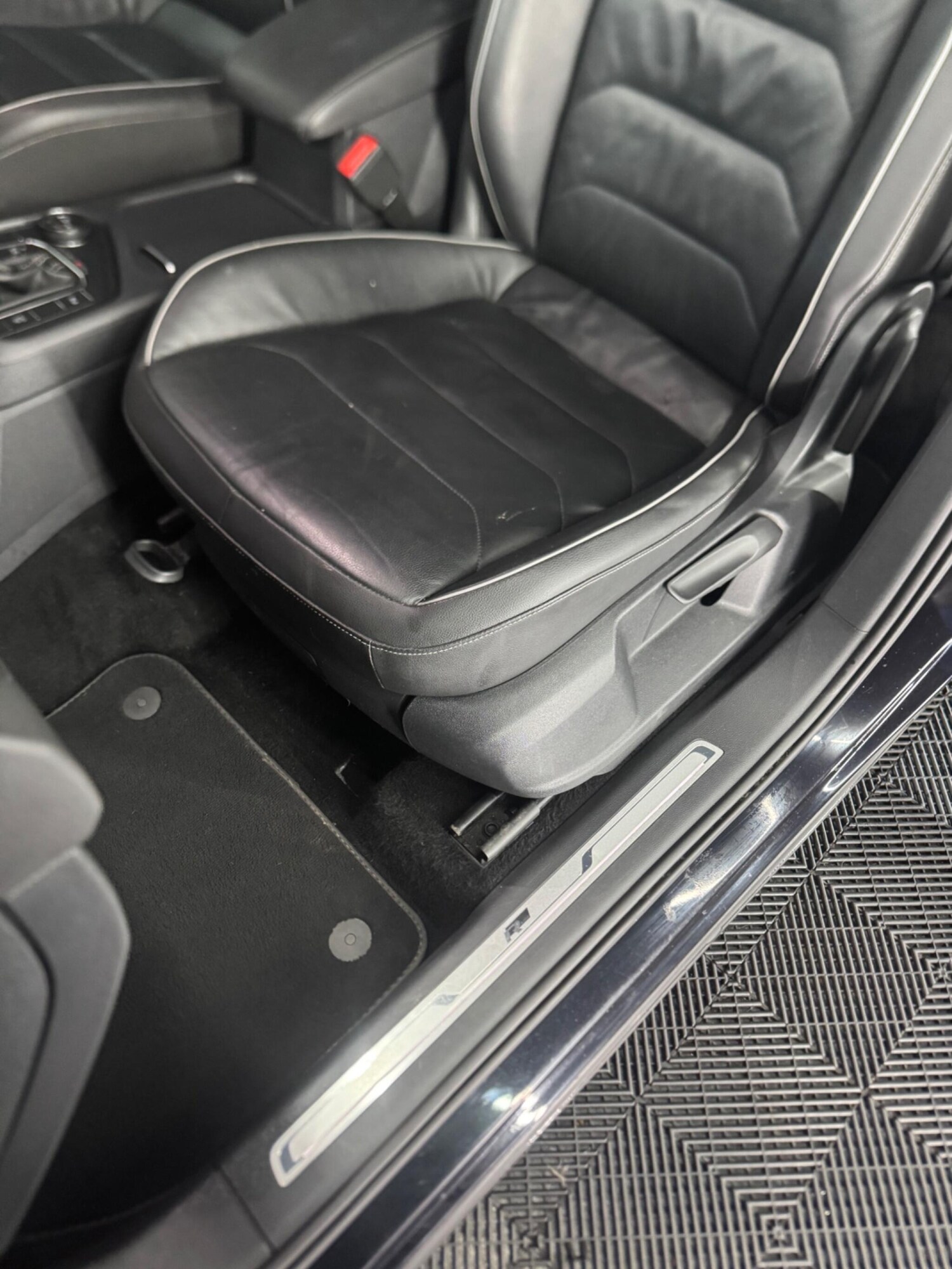 Used Volkswagen Tiguan for sale - 77808264: Photo 46