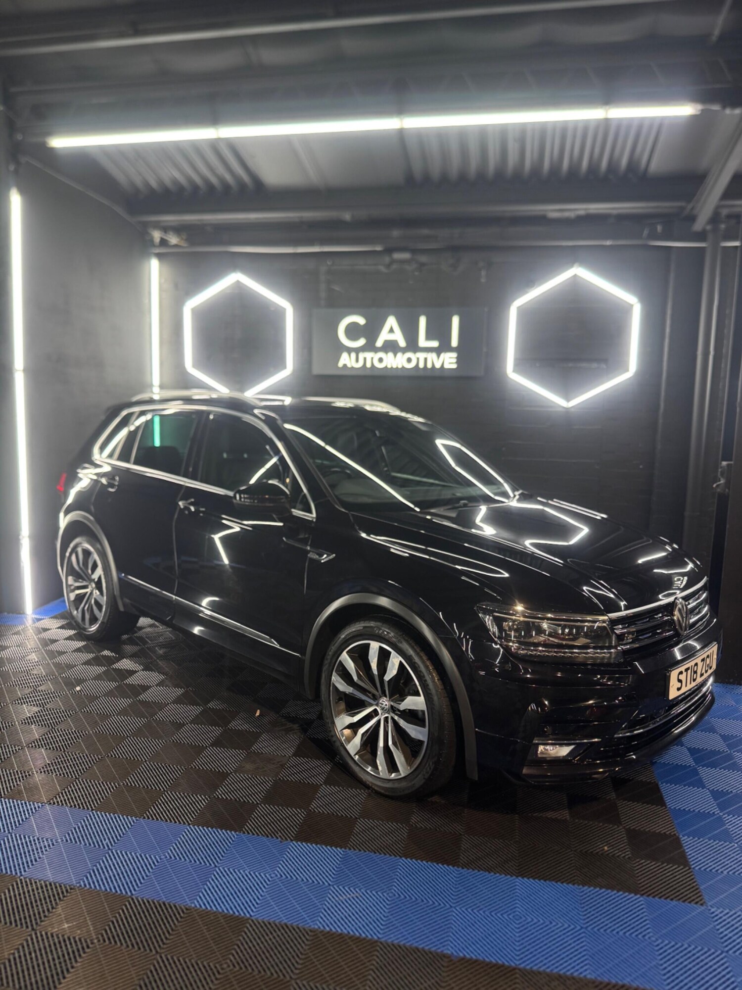 Used Volkswagen Tiguan for sale - 77808264: Photo 63