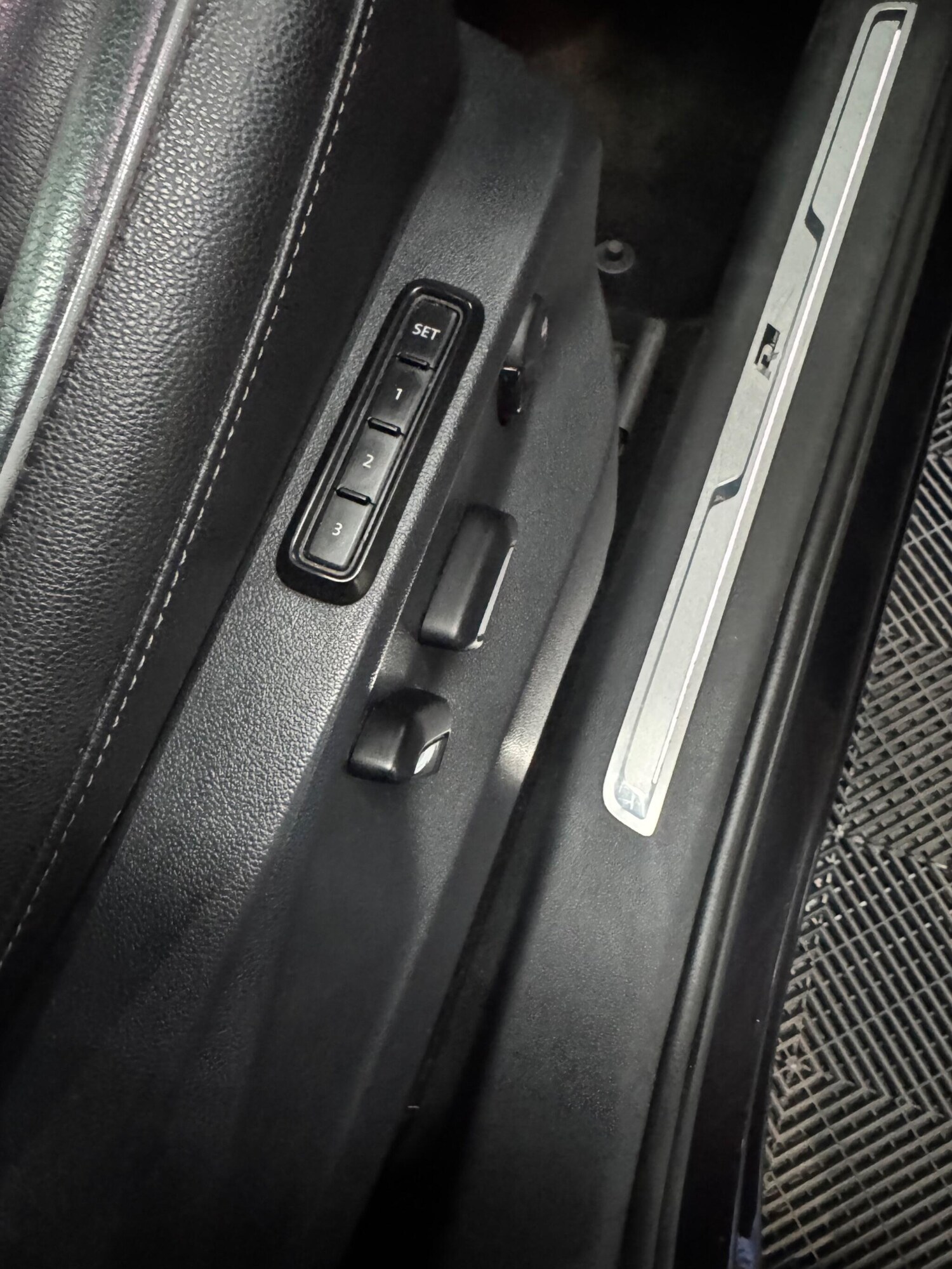 Used Volkswagen Tiguan for sale - 77808264: Photo 65