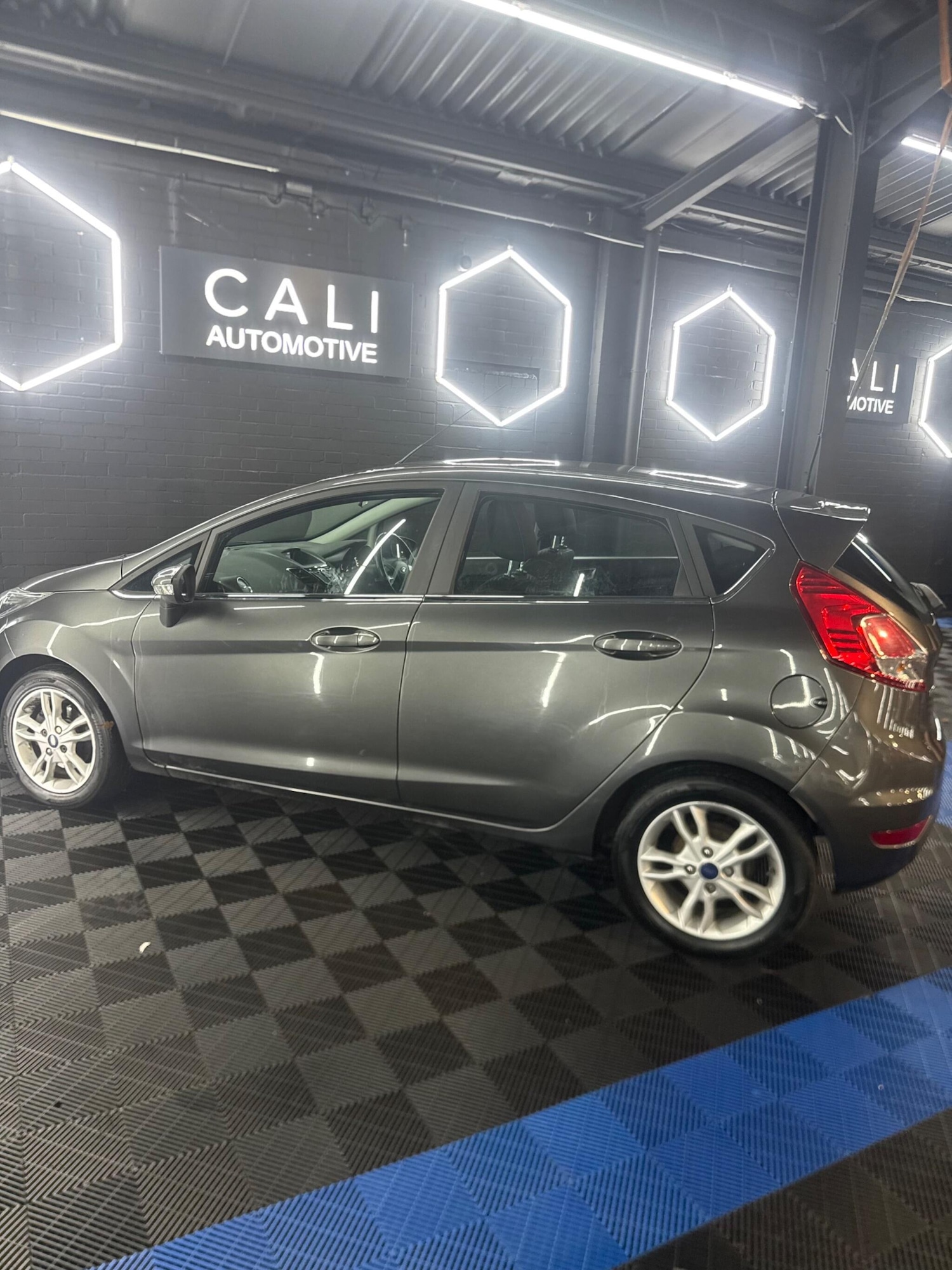 Used Ford Fiesta 2016 for sale - 77131880: Photo 12