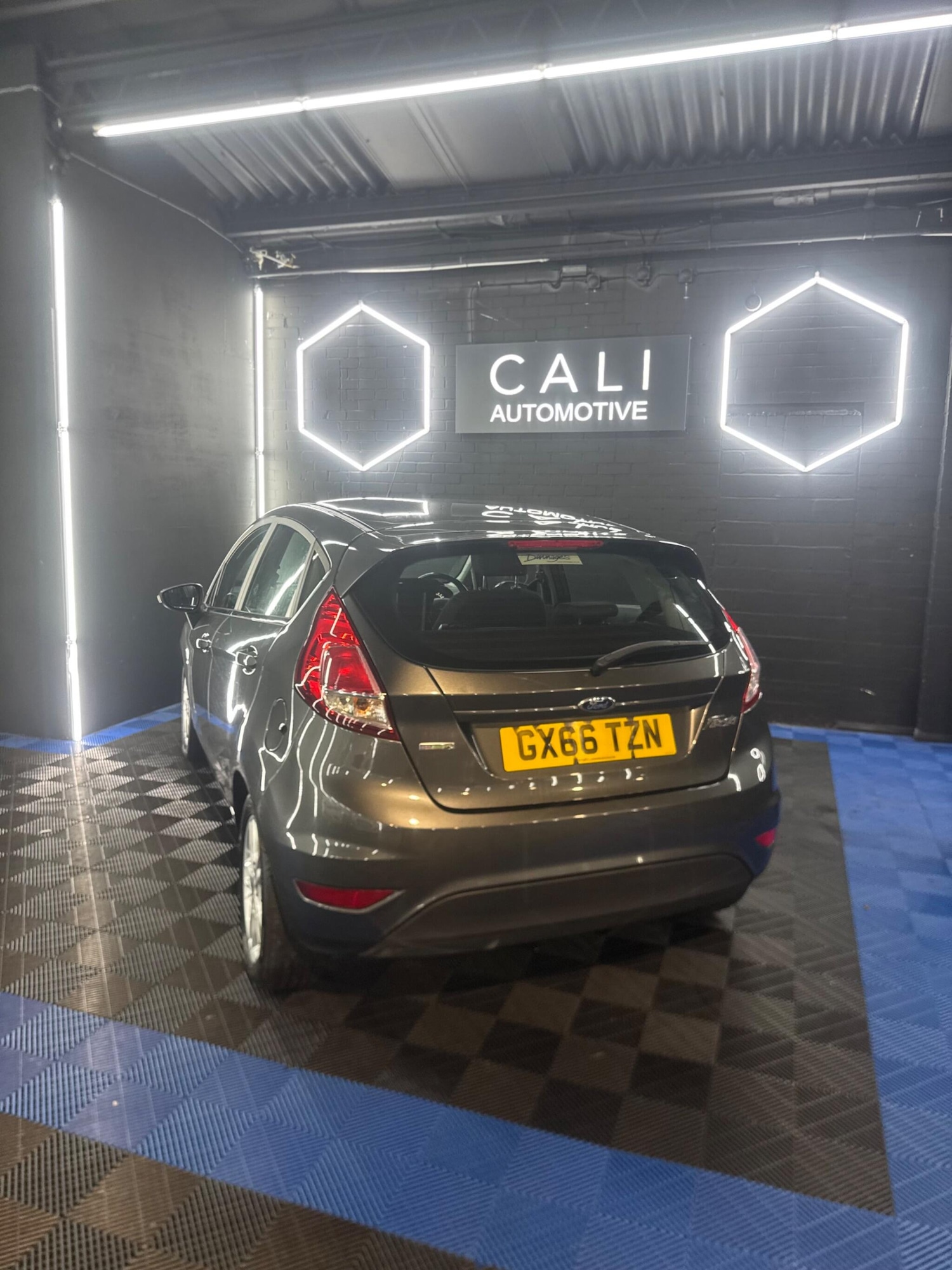 Used Ford Fiesta 2016 for sale - 77131880: Photo 14