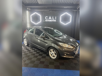 Used Ford Fiesta 2016 for sale - 77131880: Photo