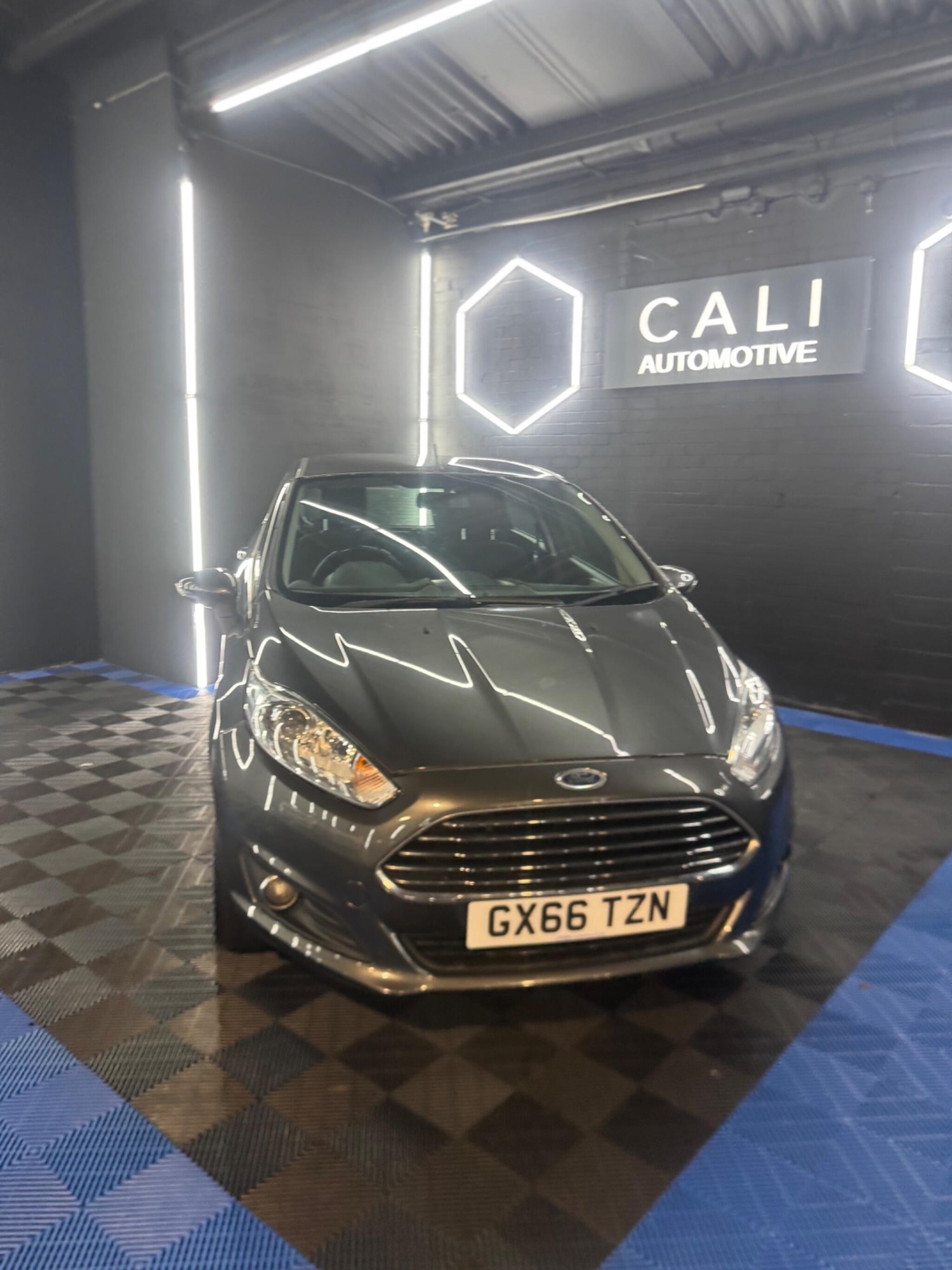 Used Ford Fiesta 2016 for sale - 77131880: Photo 32