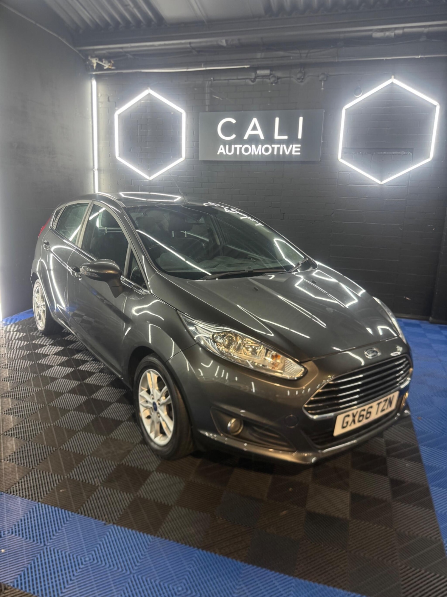 Used Ford Fiesta 2016 for sale - 77131880: Photo 5
