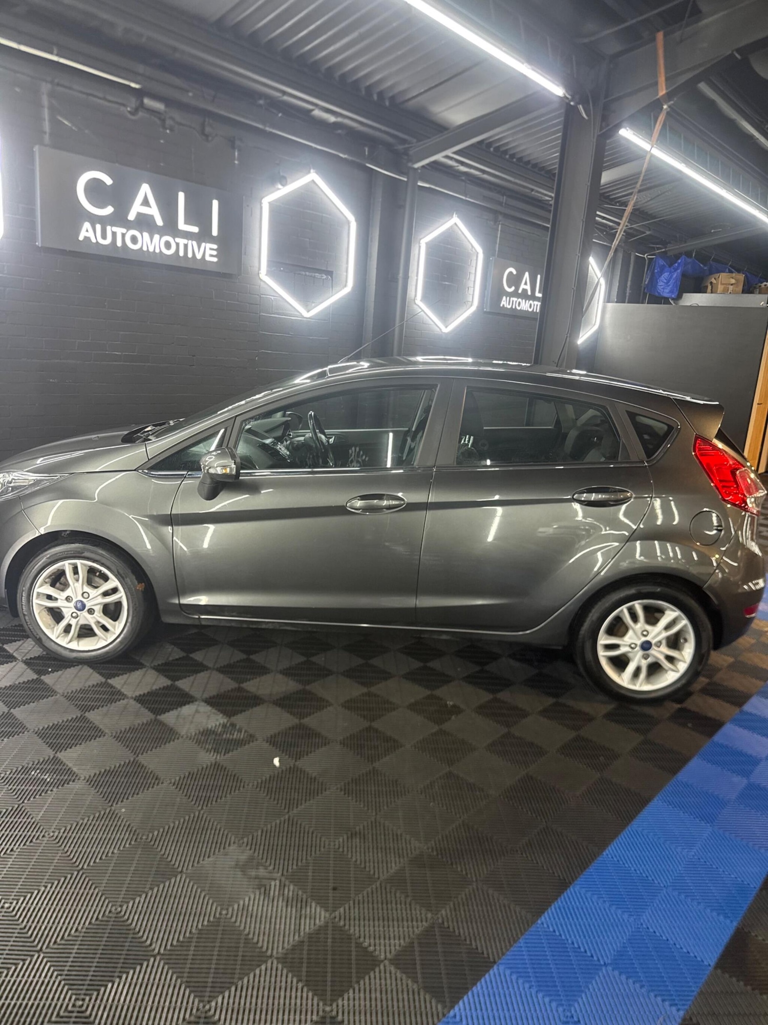 Used Ford Fiesta 2016 for sale - 77131880: Photo 6