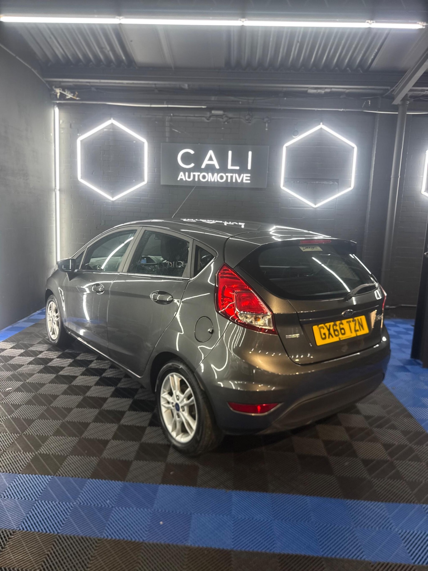 Used Ford Fiesta 2016 for sale - 77131880: Photo 8