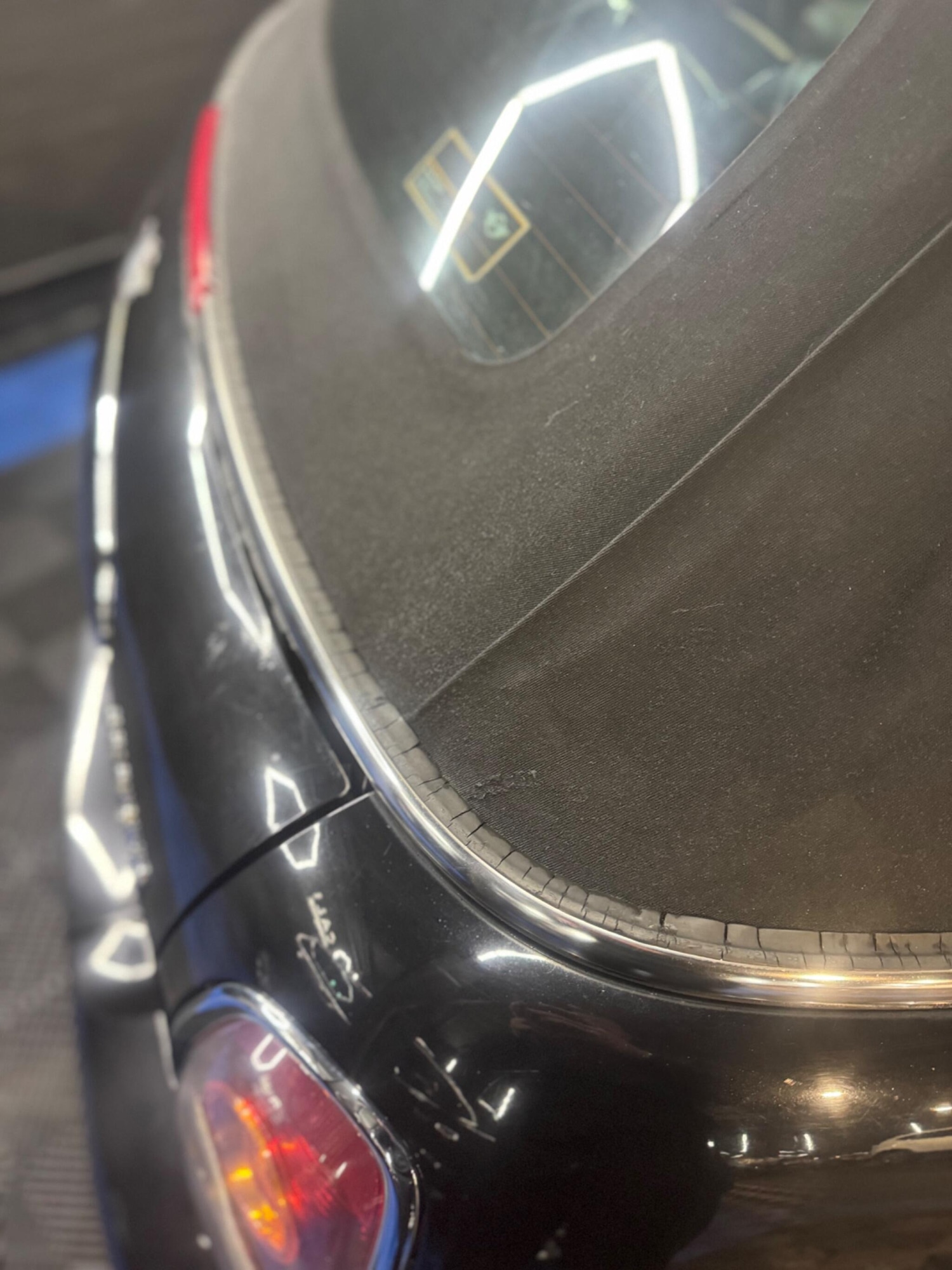 Used MINI Convertible 2010 for sale - 77549993: Photo 34