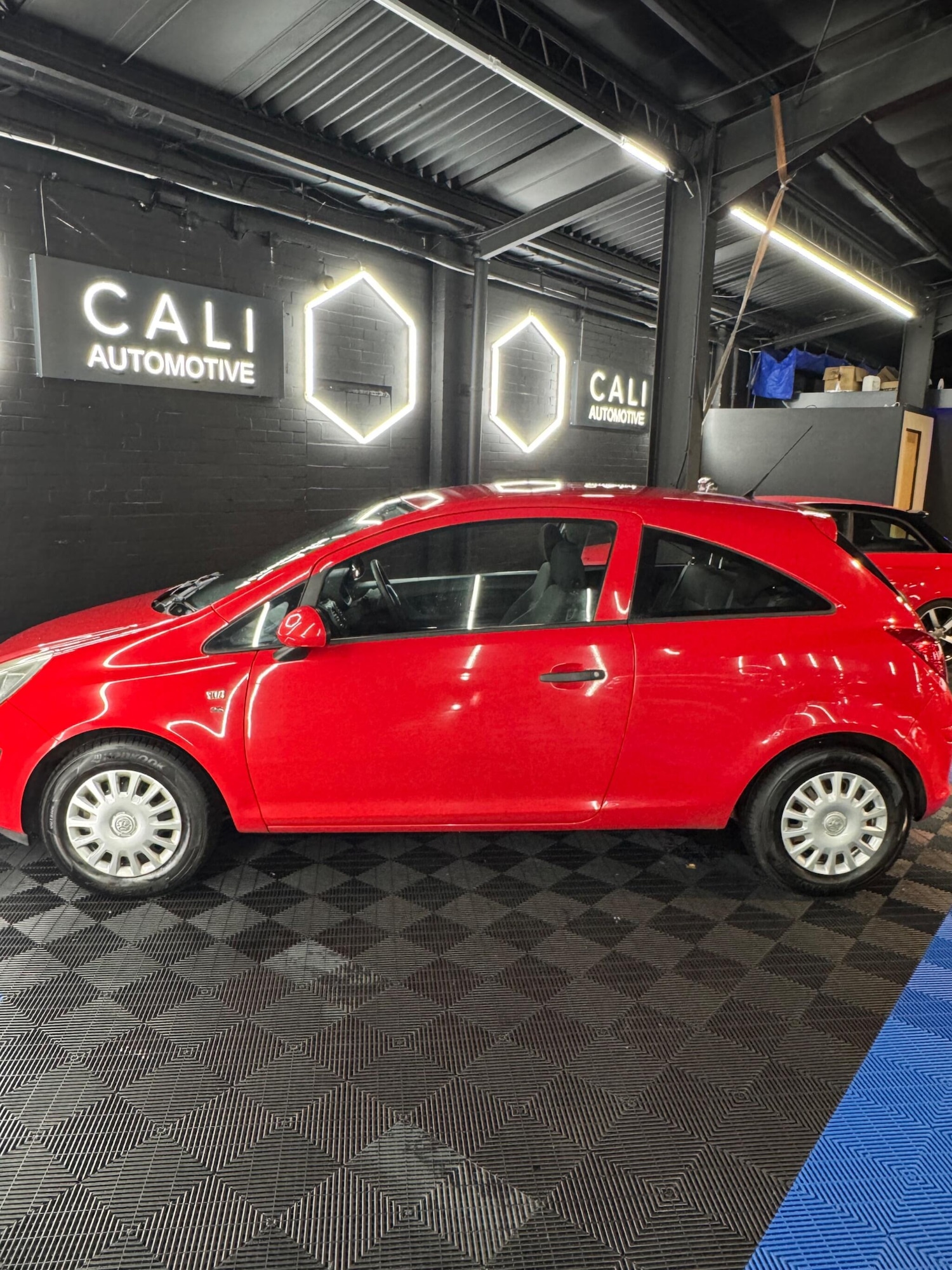 Used Vauxhall Corsa 2012 for sale - 76866469: Photo 5