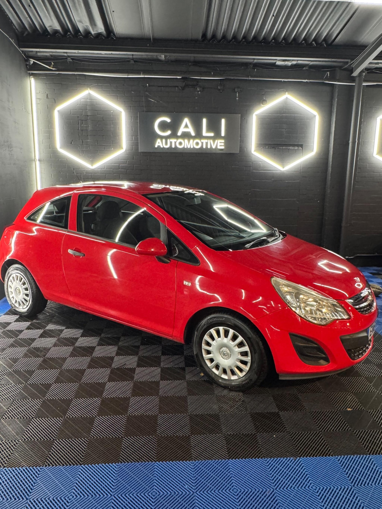 Used Vauxhall Corsa 2012 for sale - 76866469: Photo 6