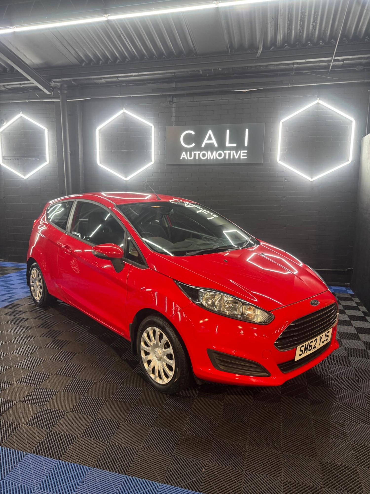 Used Ford Fiesta 2013 for sale - 77278695: Photo 1