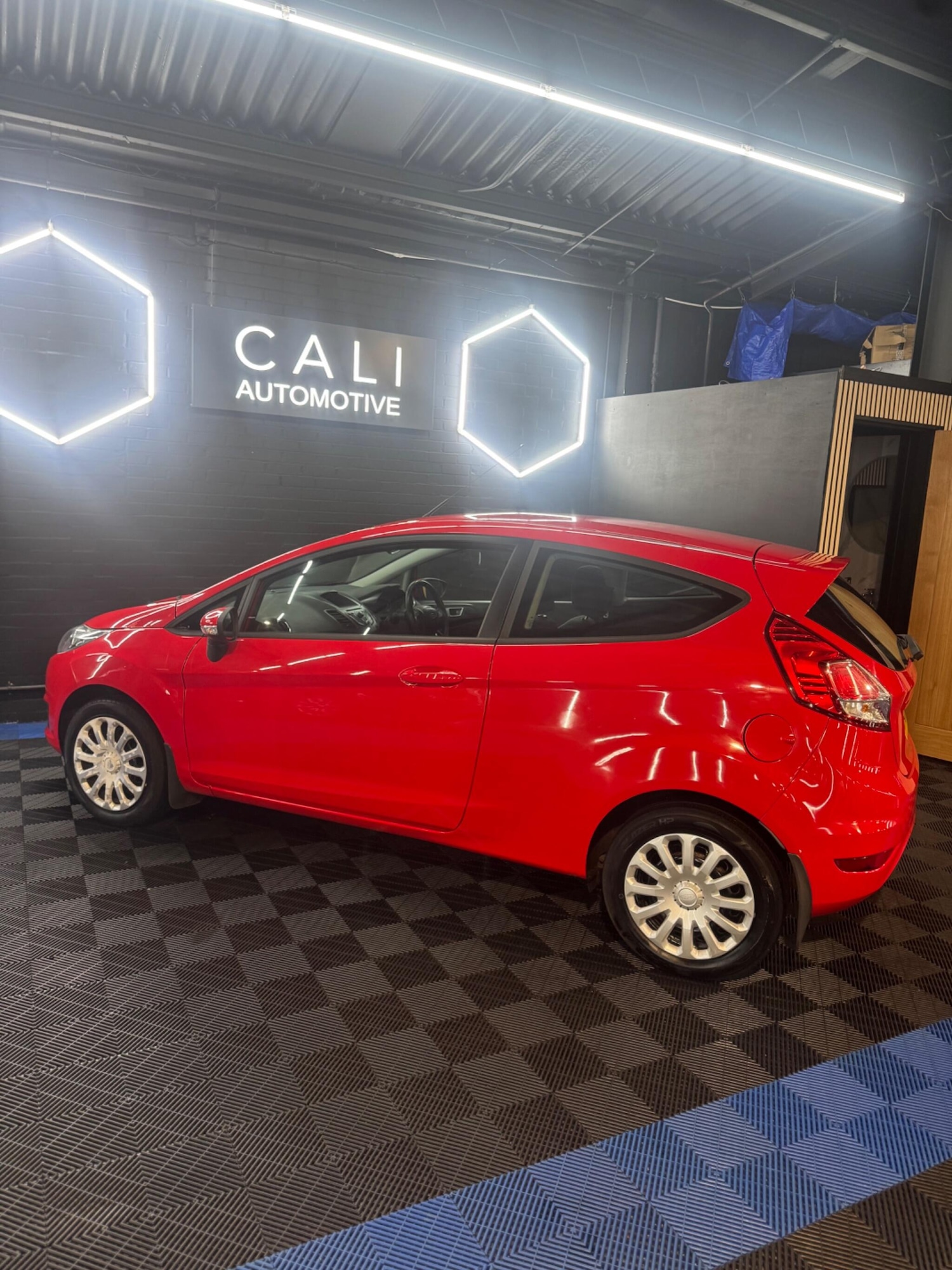 Used Ford Fiesta 2013 for sale - 77278695: Photo 4