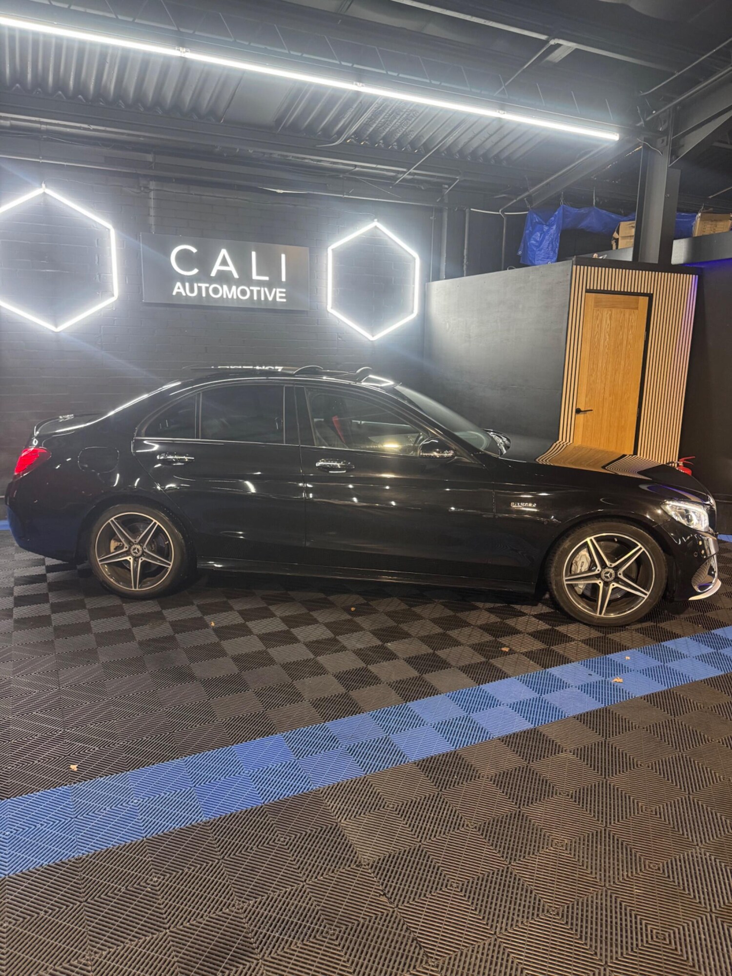 Used Mercedes-Benz C Class 2017 for sale - 77696262: Photo 40