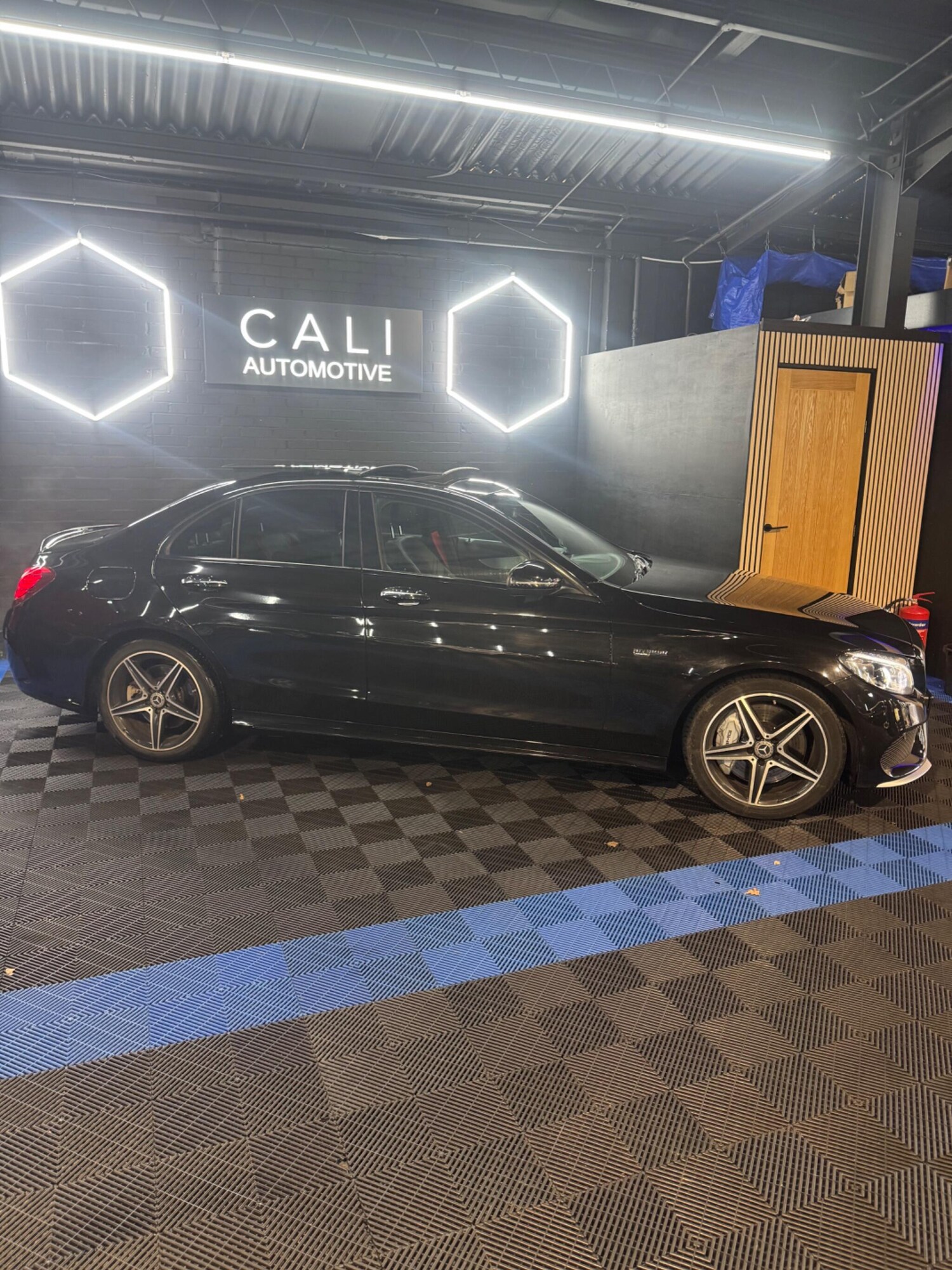 Used Mercedes-Benz C Class 2017 for sale - 77696262: Photo 41