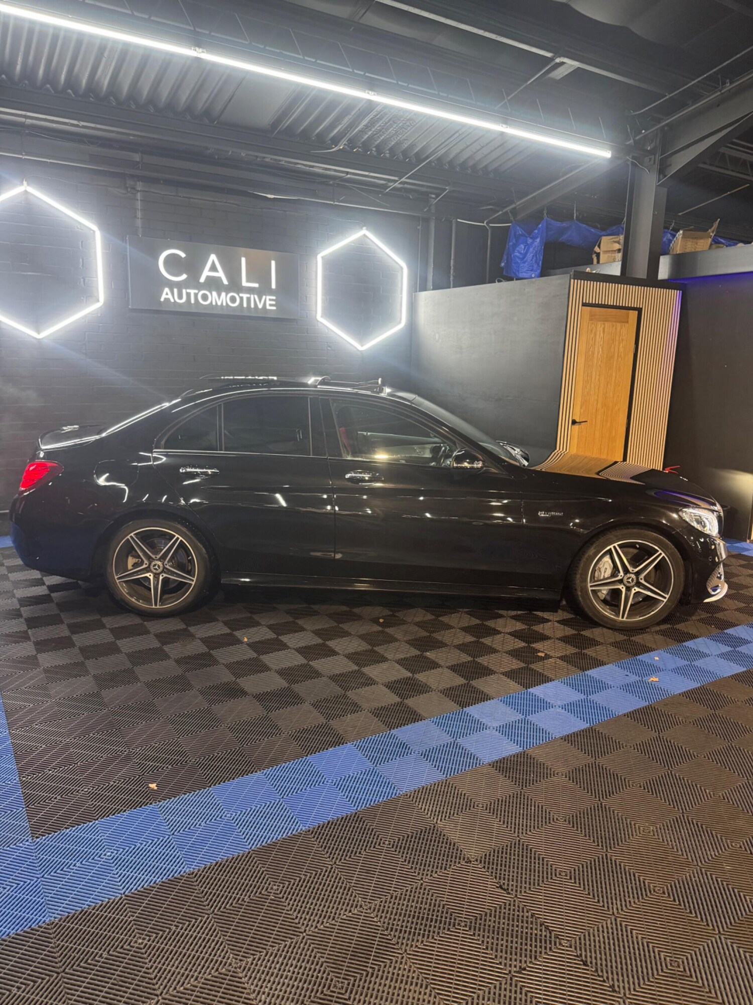 Used Mercedes-Benz C Class 2017 for sale - 77696262: Photo 6