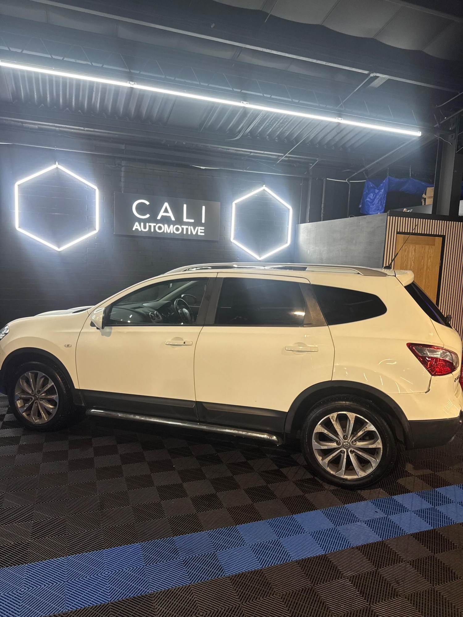 Used Nissan Qashqai+2 2013 for sale - 77538394: Photo 17