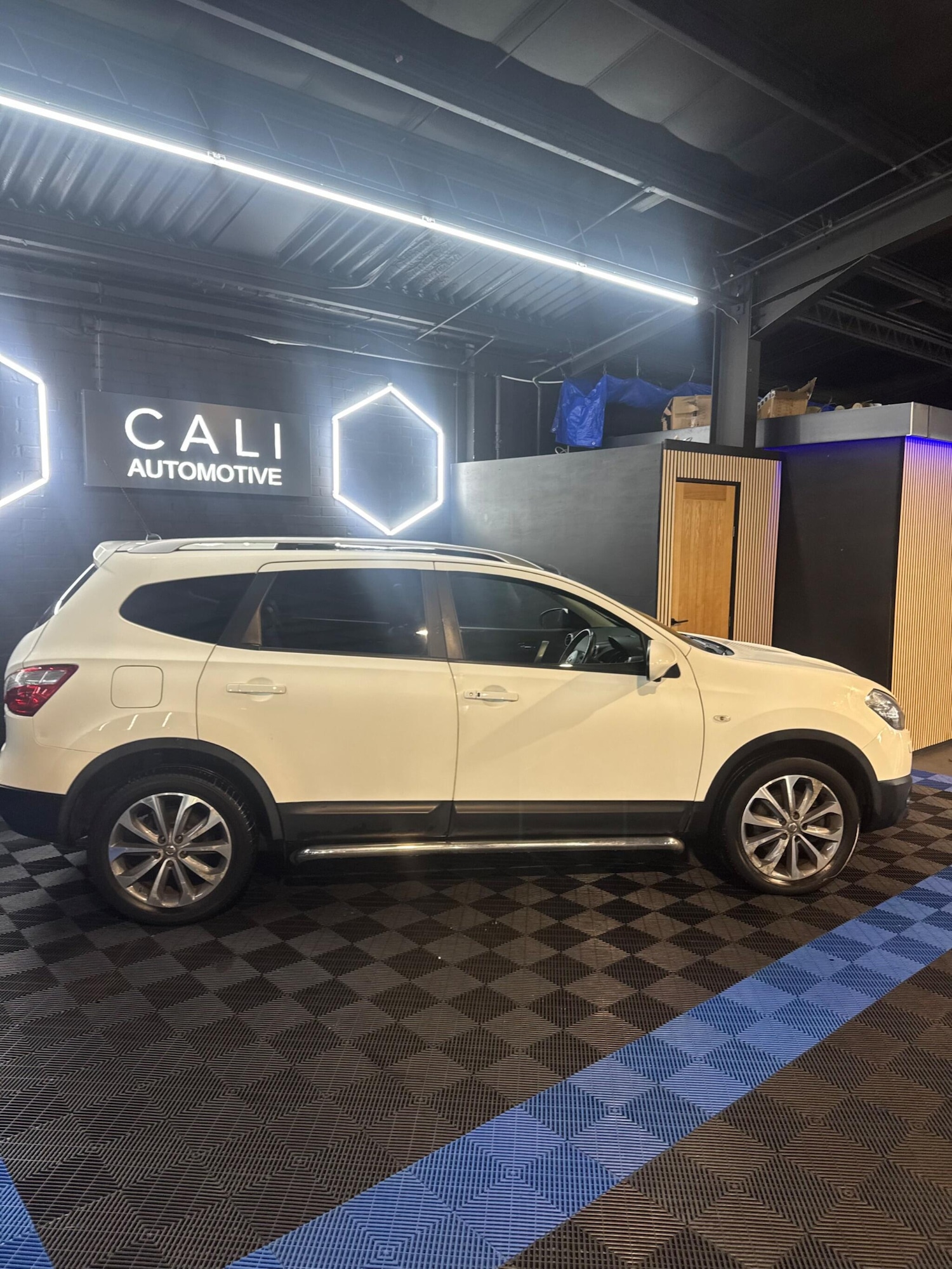 Used Nissan Qashqai+2 2013 for sale - 77538394: Photo 18