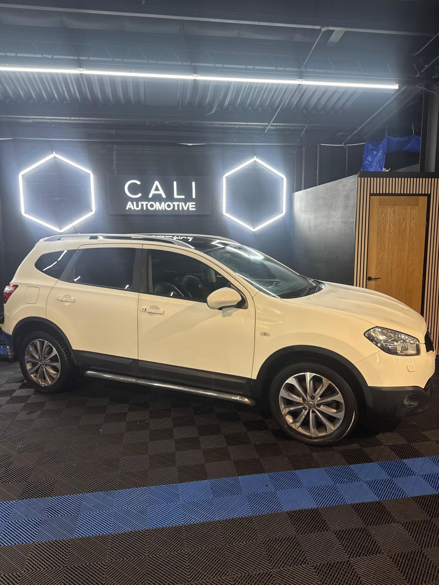 Used Nissan Qashqai+2 2013 for sale - 77538394: Photo 23