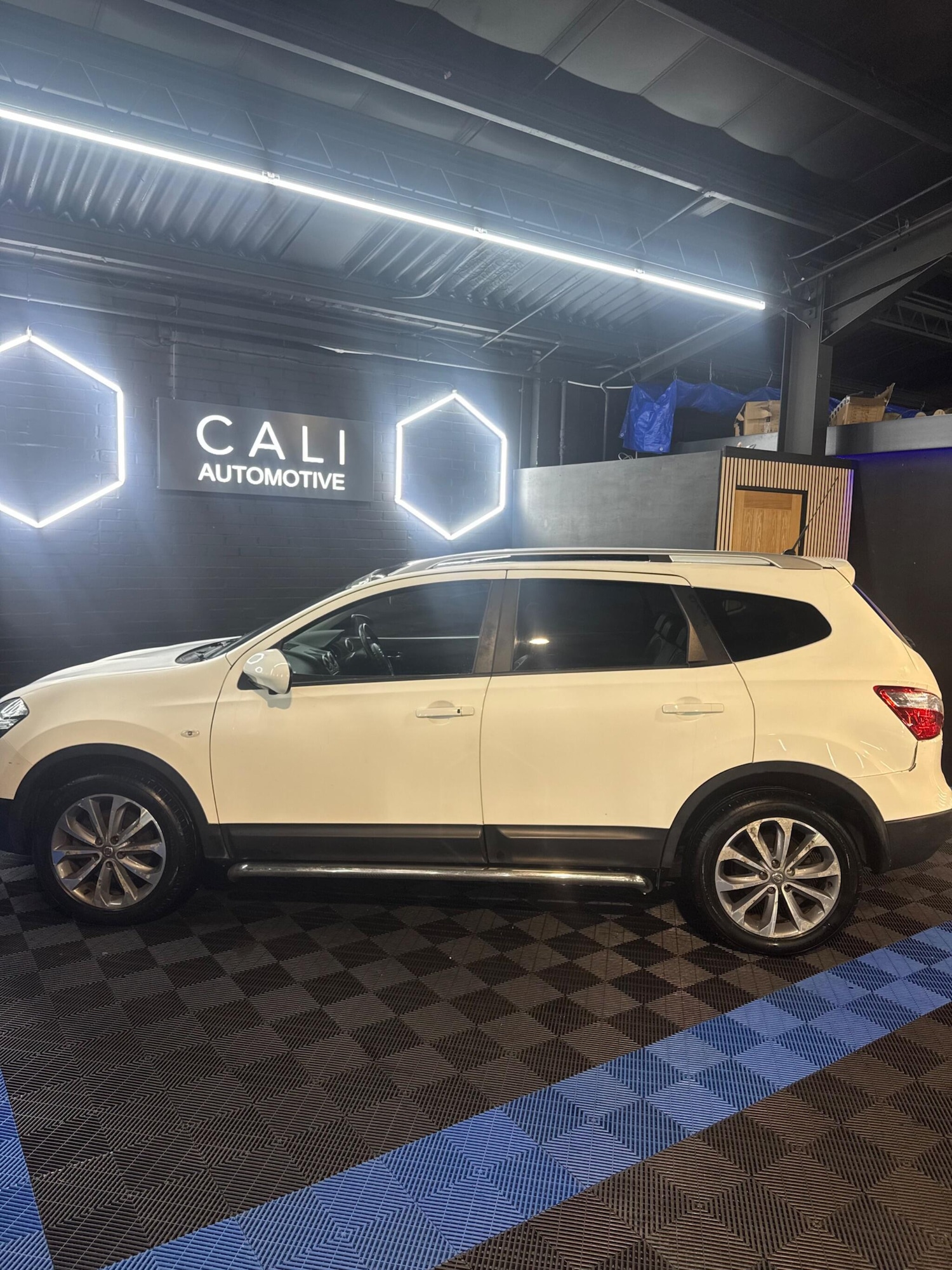 Used Nissan Qashqai+2 2013 for sale - 77538394: Photo 4