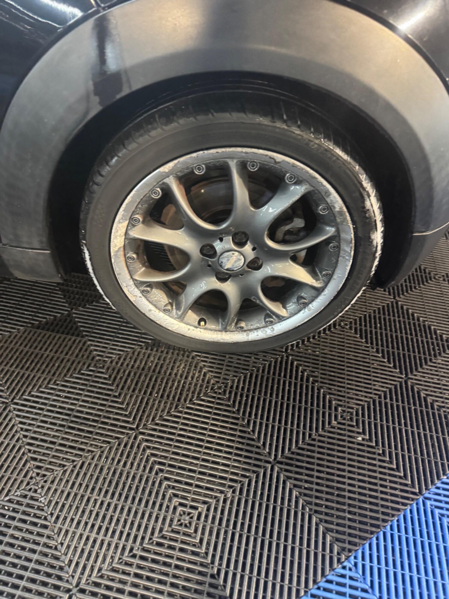 Used MINI Convertible 2010 for sale - 77908723: Photo 27