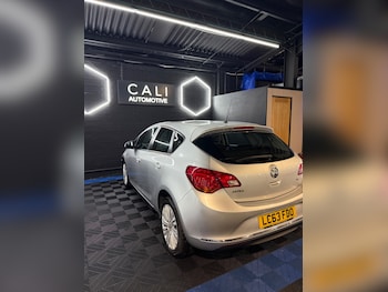Used Vauxhall Astra 2013 for sale - 79256123: Photo