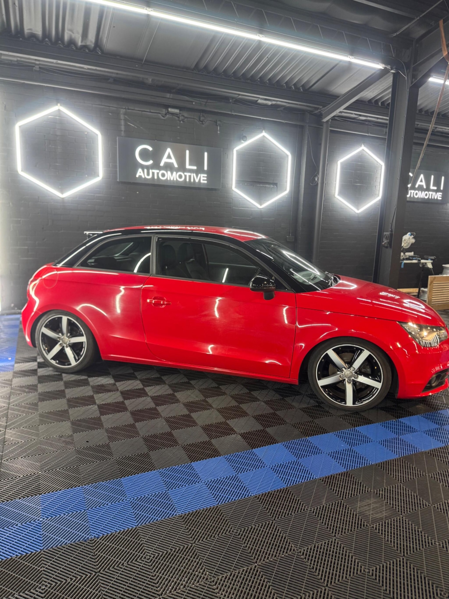 Used Audi A1 2013 for sale - 76865171: Photo 26