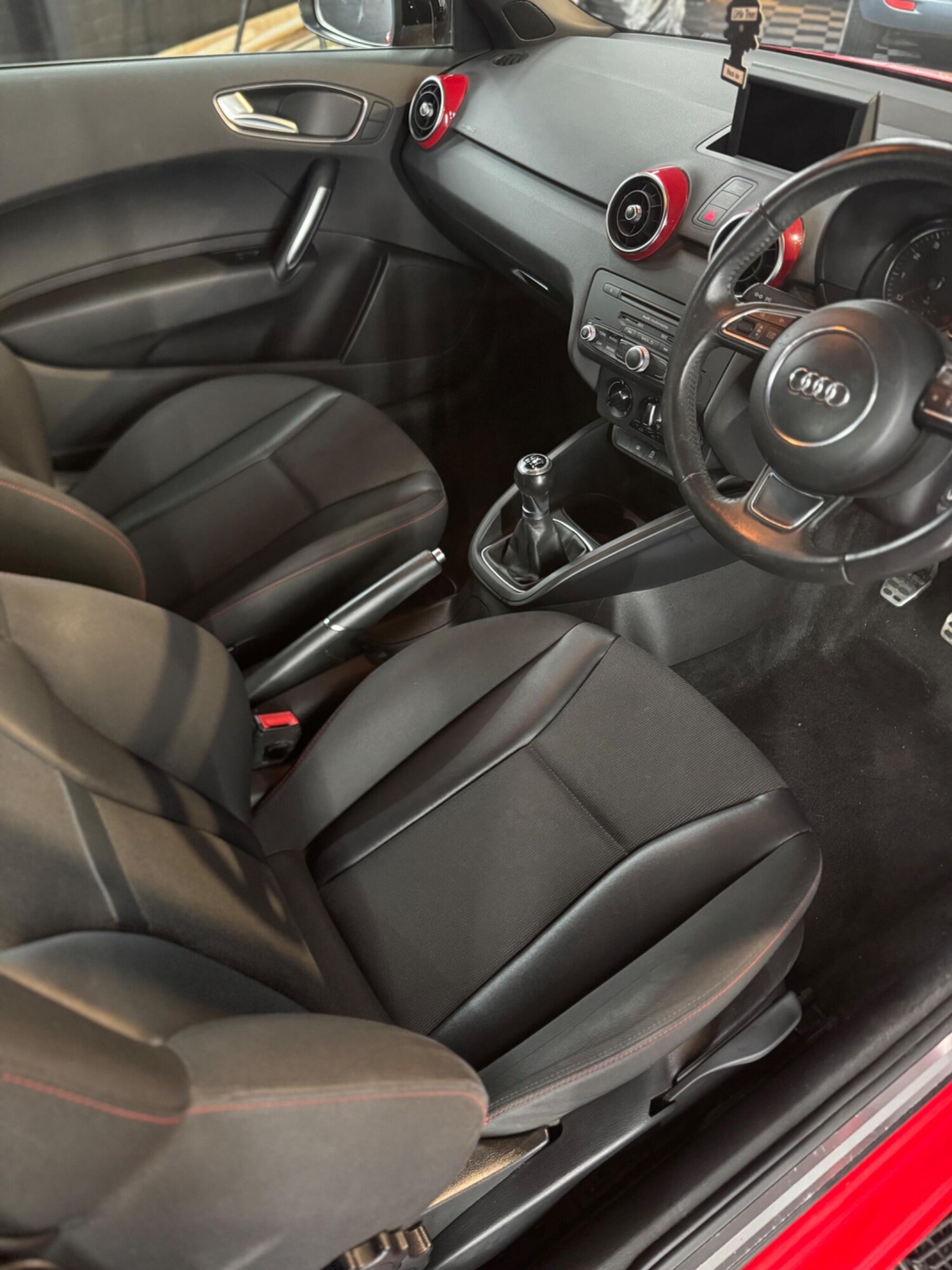 Used Audi A1 2013 for sale - 76865171: Photo 54