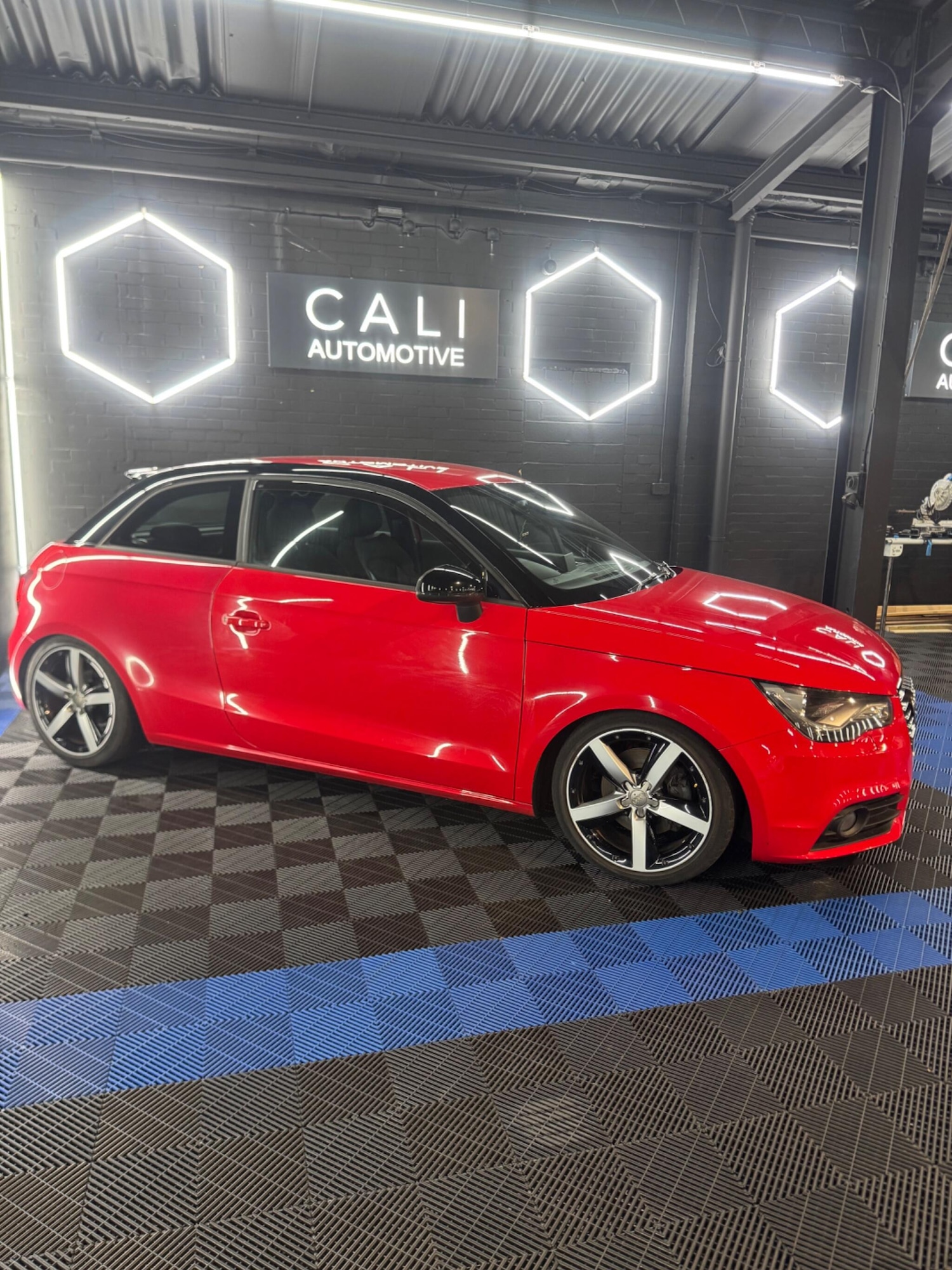 Used Audi A1 2013 for sale - 76865171: Photo 57