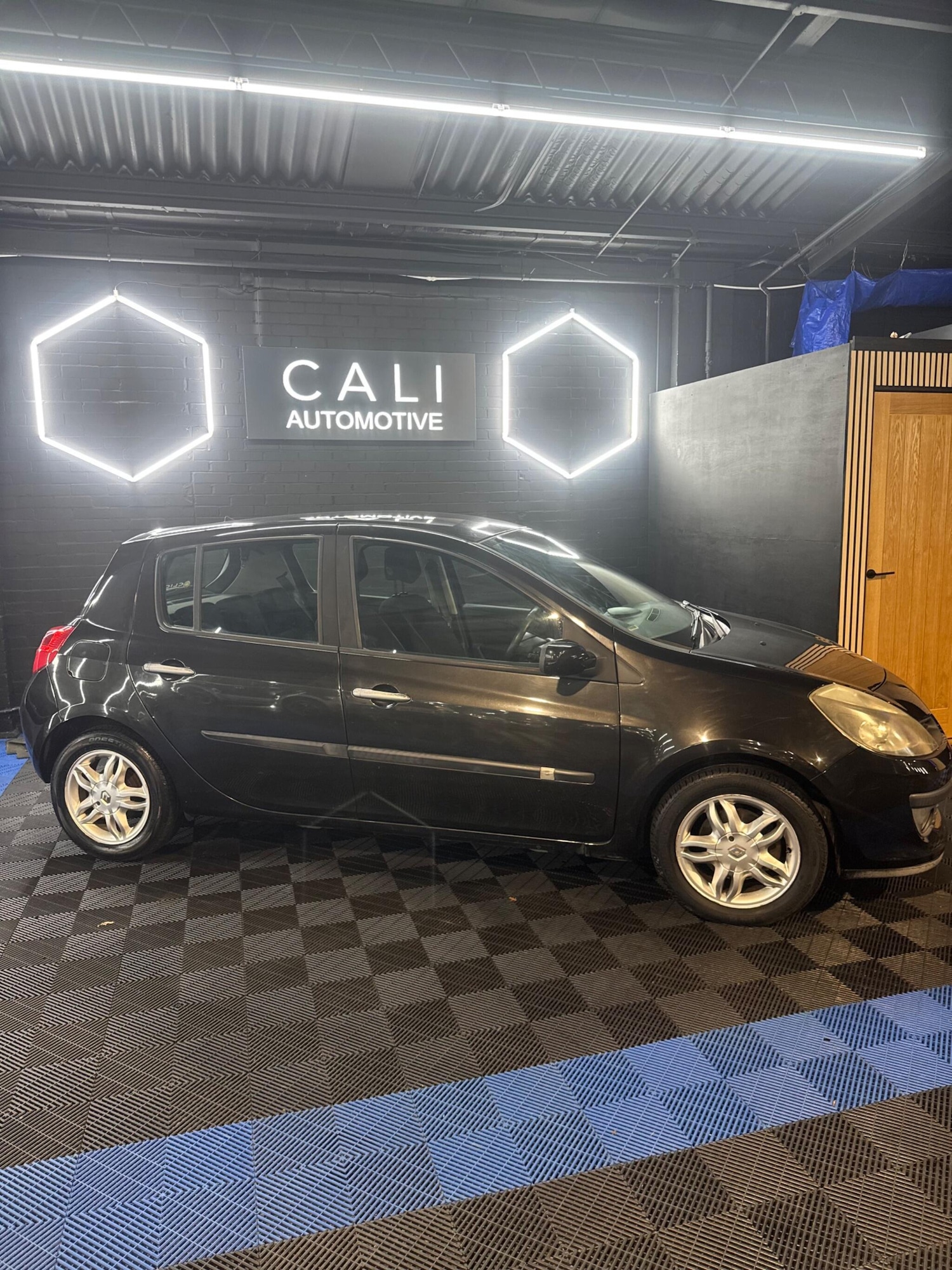 Used Renault Clio 2006 for sale - 78101041: Photo 12