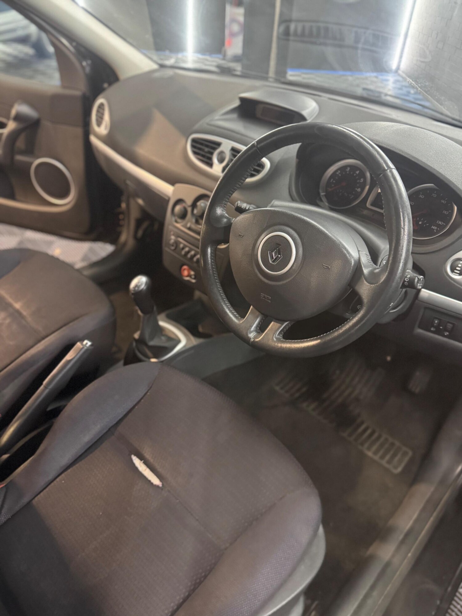 Used Renault Clio 2006 for sale - 78101041: Photo 14