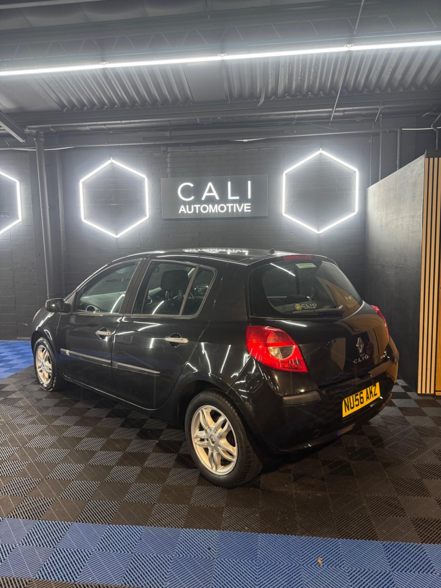 Used Renault Clio 2006 for sale - 78101041: Photo 33