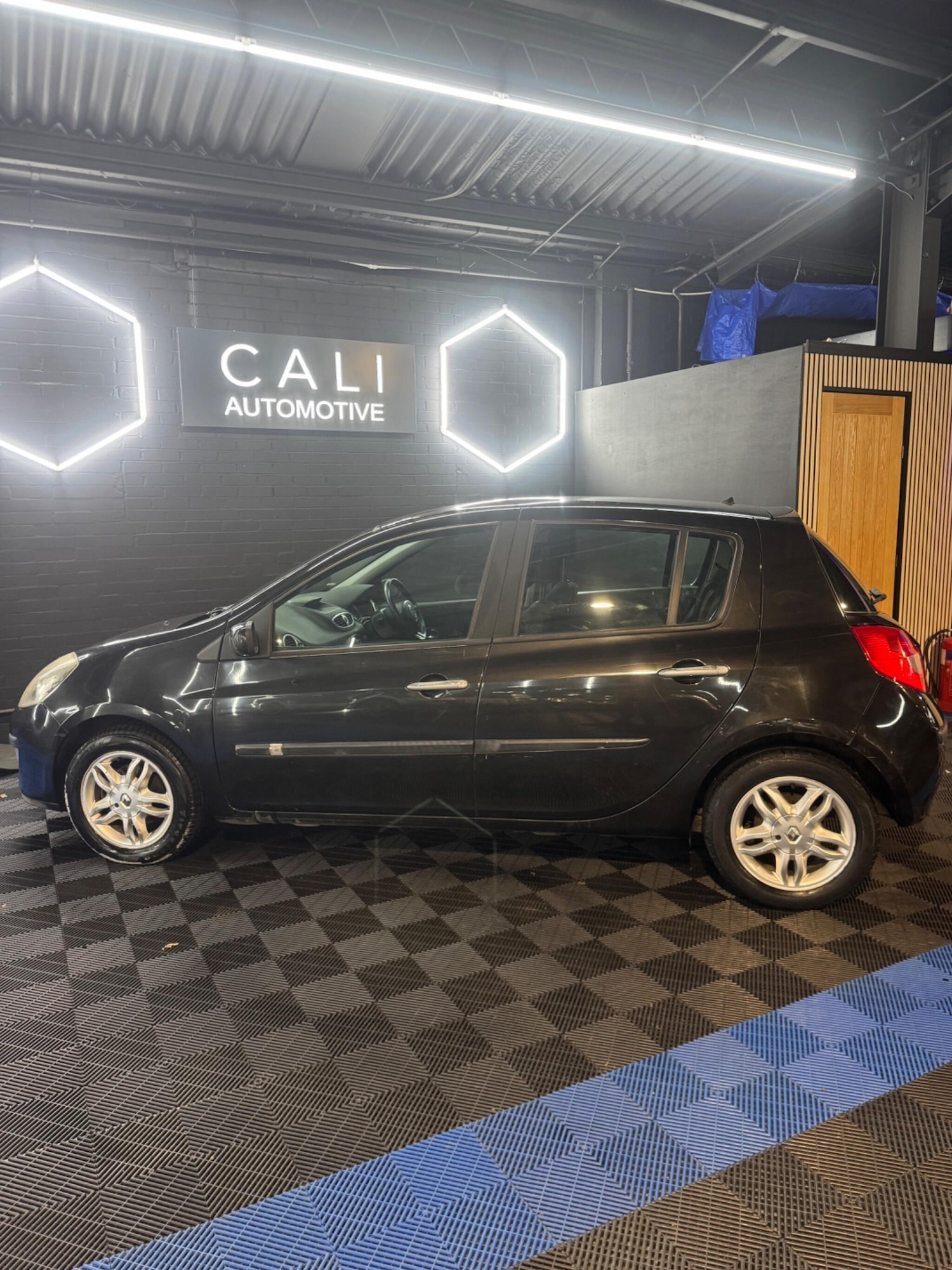 Used Renault Clio 2006 for sale - 78101041: Photo 4