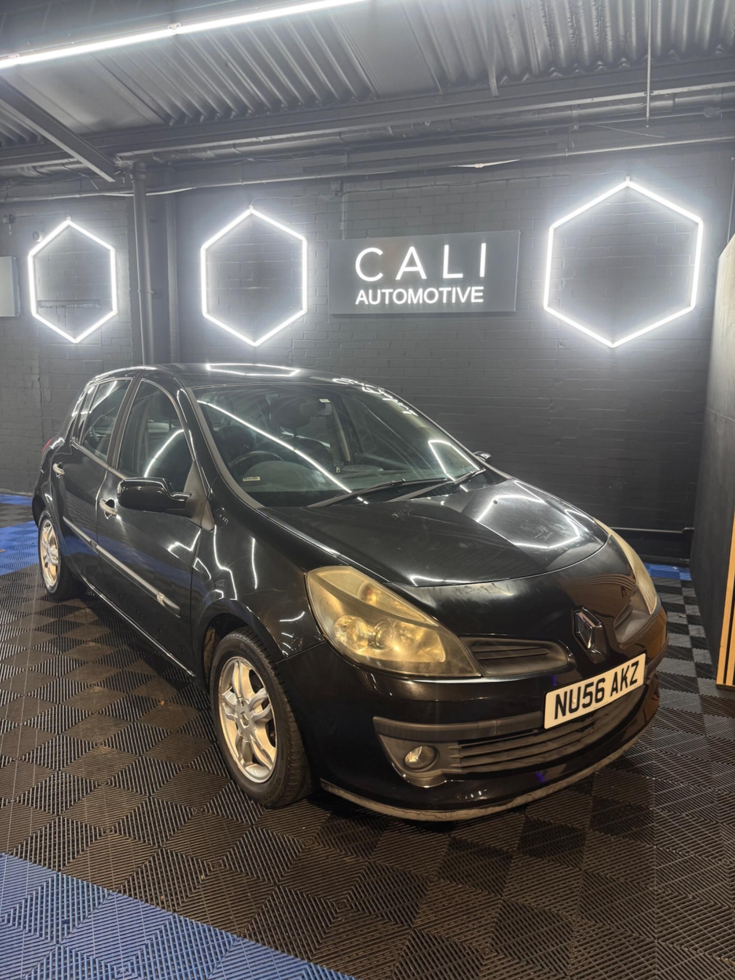 Used Renault Clio 2006 for sale - 78101041: Photo 6