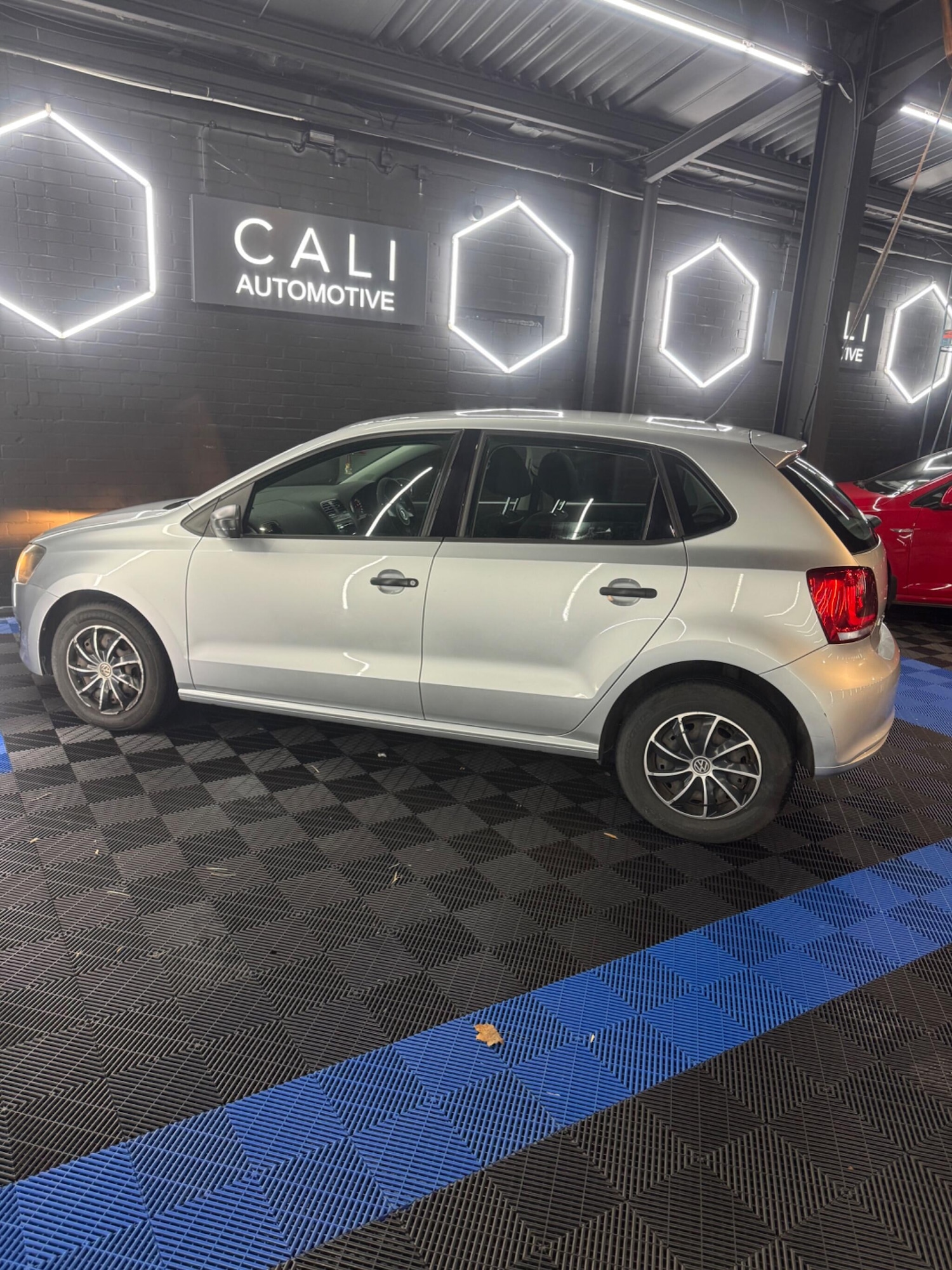 Used Volkswagen Polo 2013 for sale - 76866093: Photo 13