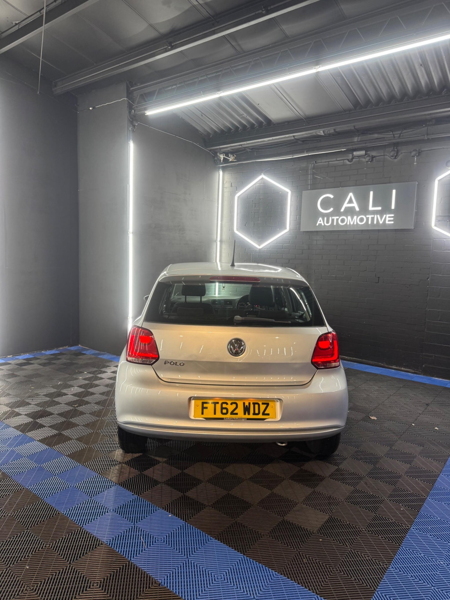 Used Volkswagen Polo 2013 for sale - 76866093: Photo 16