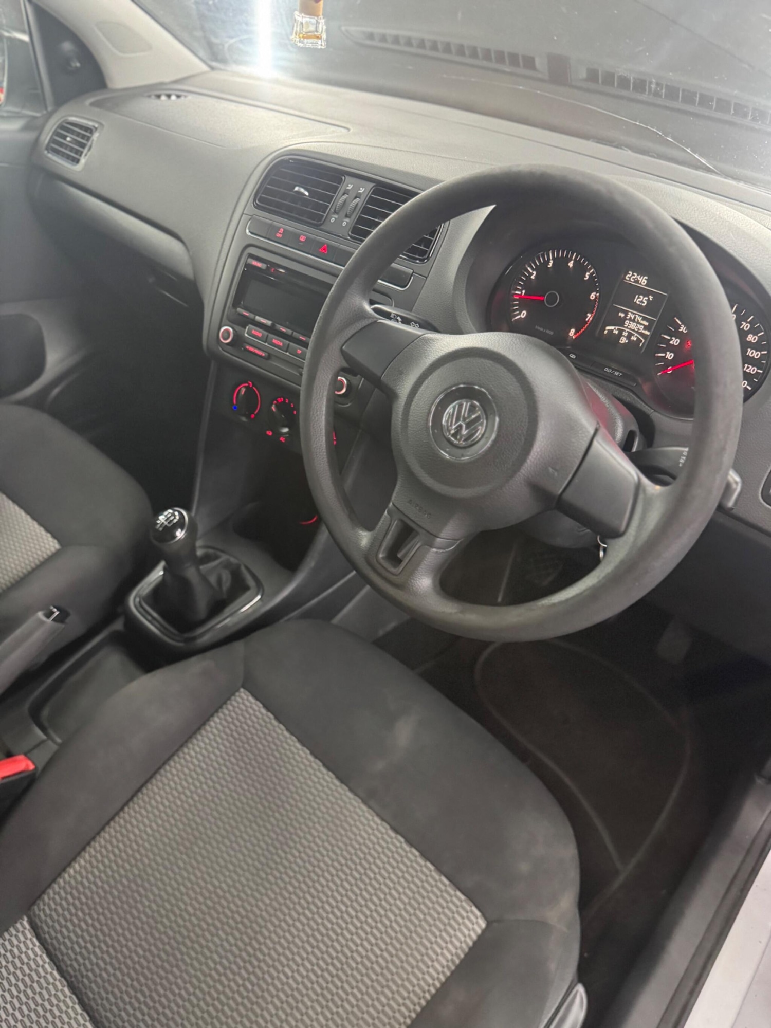 Used Volkswagen Polo 2013 for sale - 76866093: Photo 19