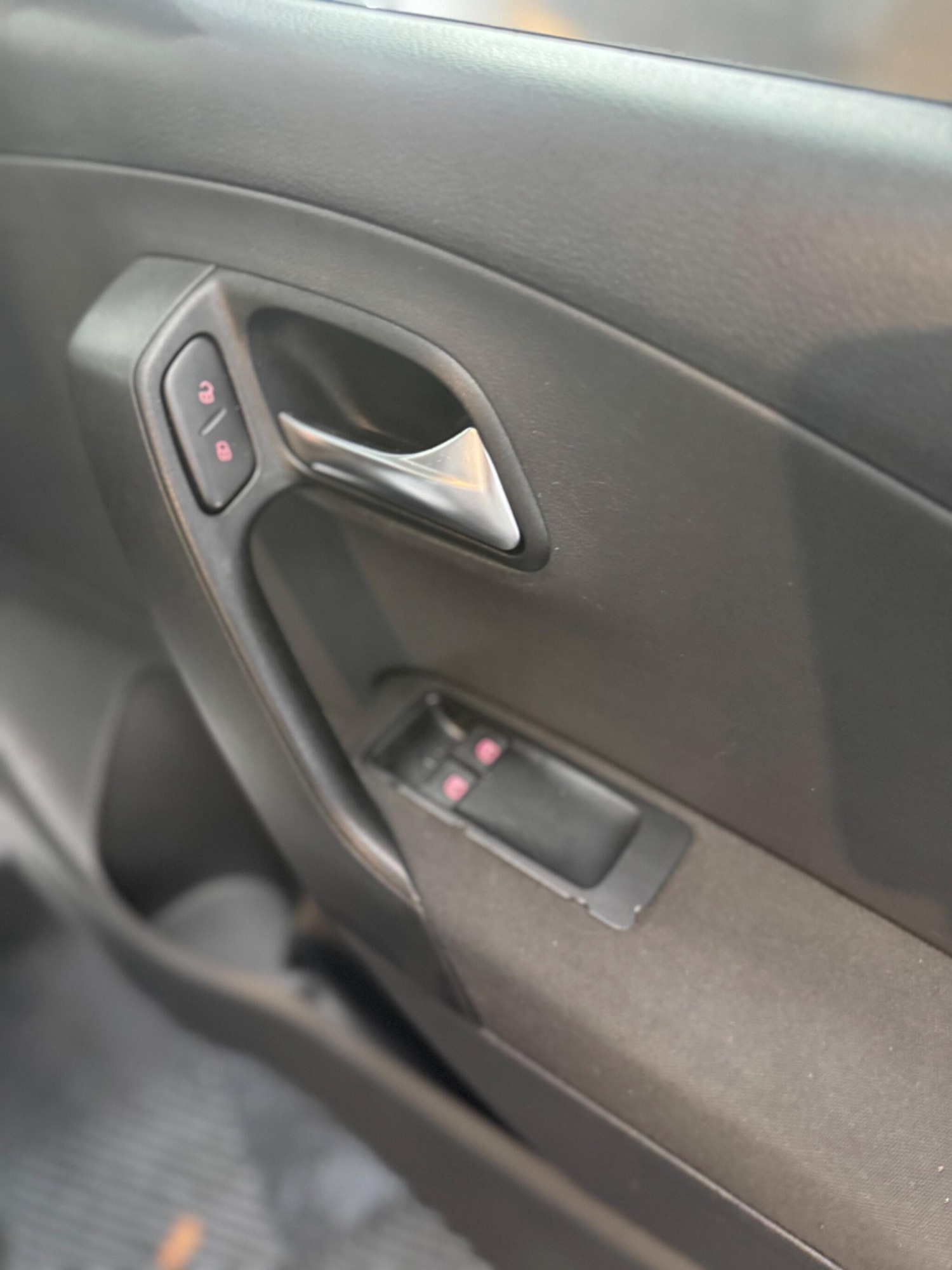 Used Volkswagen Polo 2013 for sale - 76866093: Photo 23