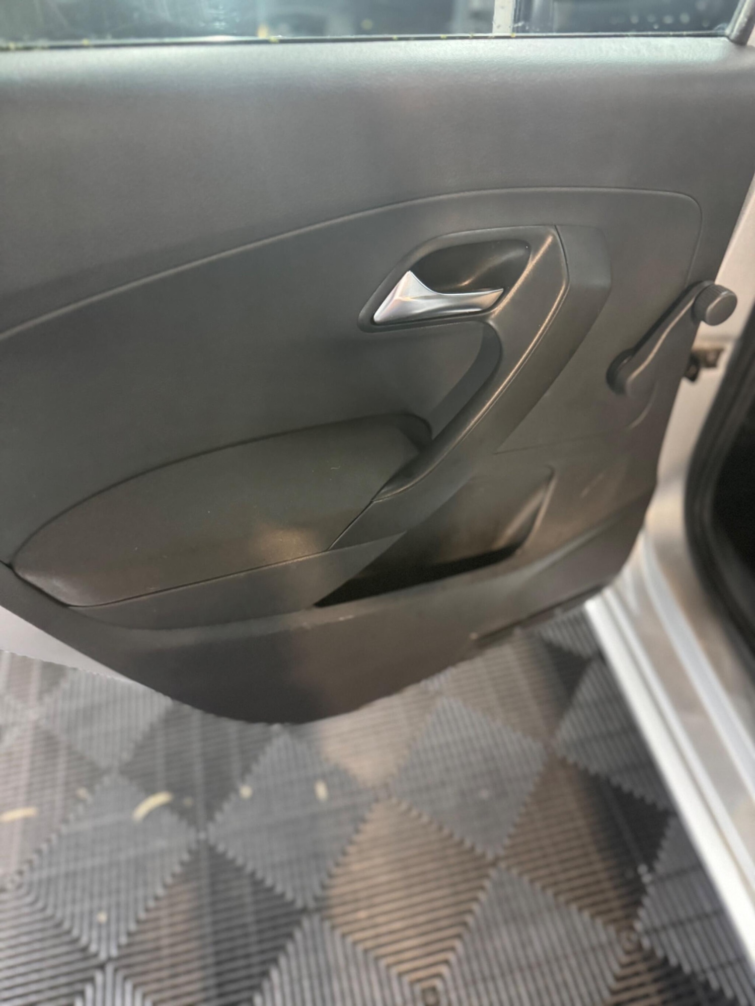 Used Volkswagen Polo 2013 for sale - 76866093: Photo 24